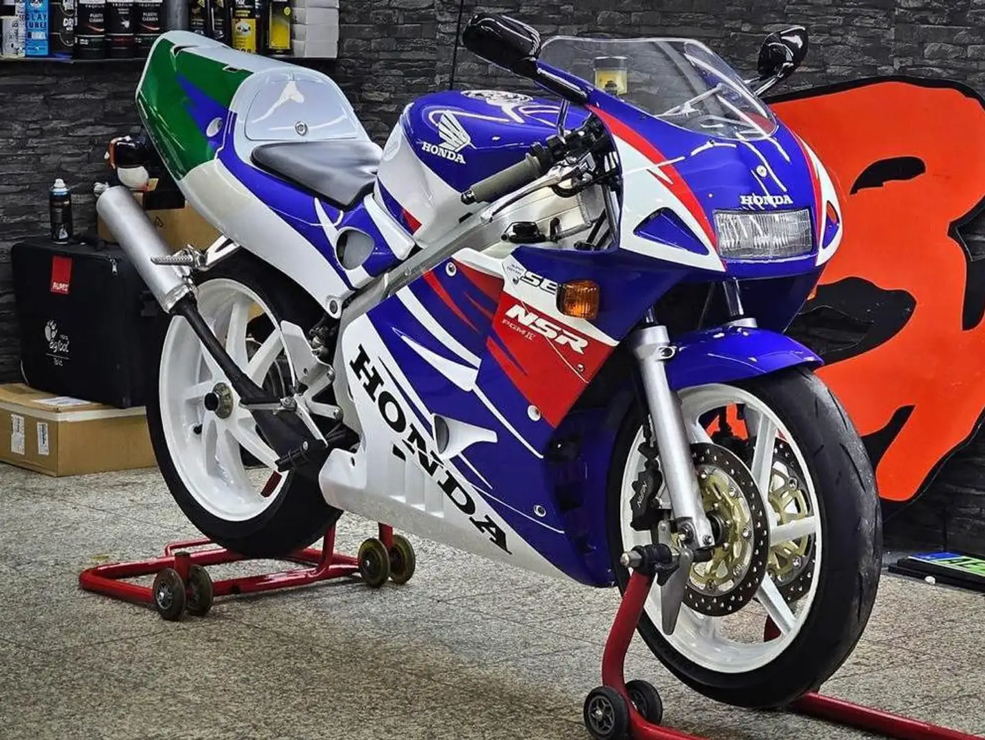 Honda NSR 250 SE MC28 Bianco - 2