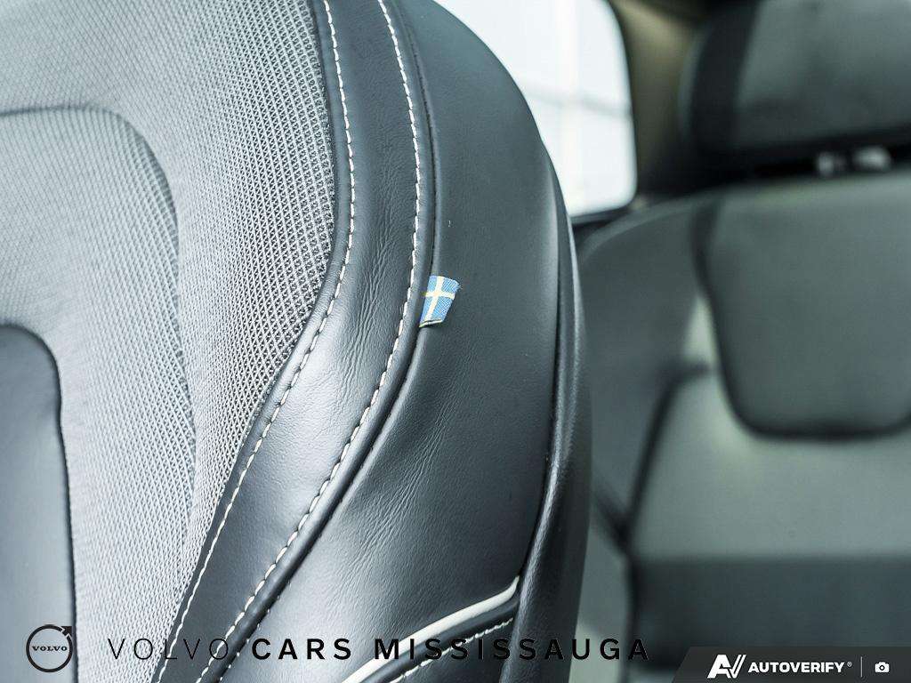 2022 Volvo XC60 Plug-In Hybrid thumb 23
