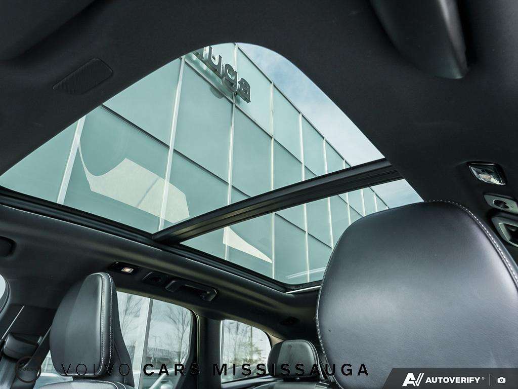 2022 Volvo XC60 Plug-In Hybrid thumb 26