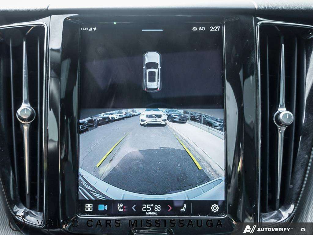 2022 Volvo XC60 Plug-In Hybrid thumb 27