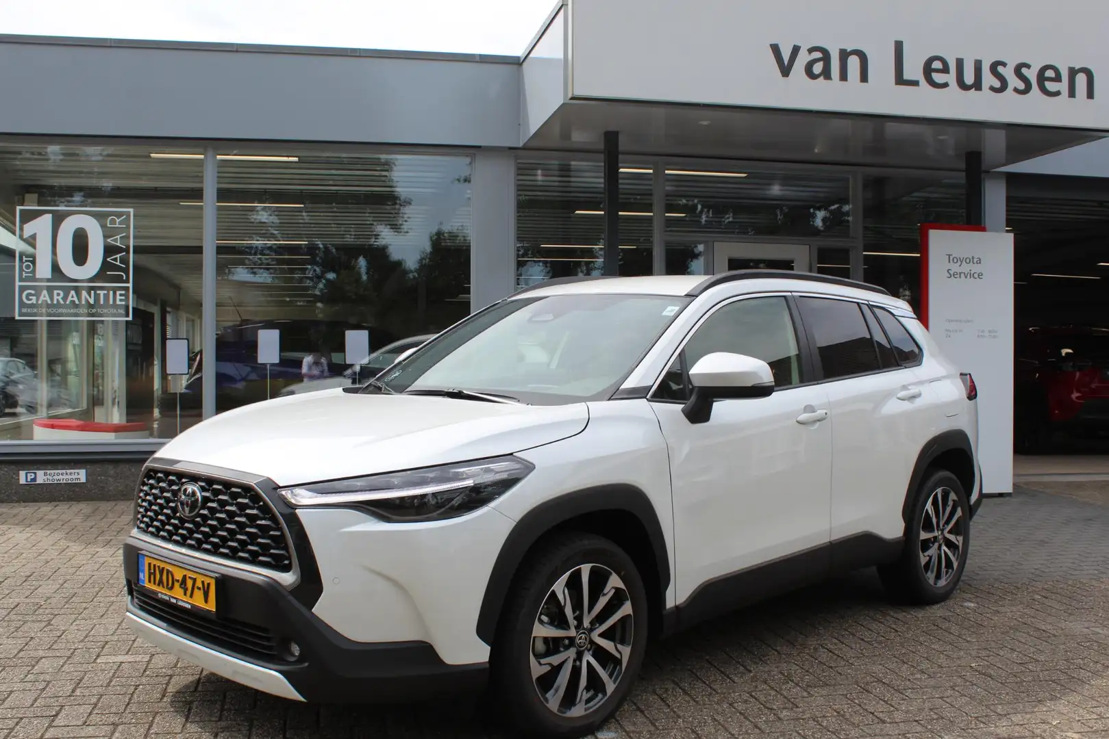 Toyota Corolla Cross Hybrid 140 STYLE EL-ACHTERKLEP STOEL-STUUR & RUITE Wit - 1
