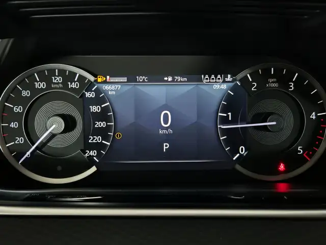 Land Rover Range Rover Evoque view 14