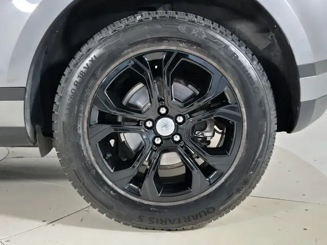 Land Rover Range Rover Evoque view 9