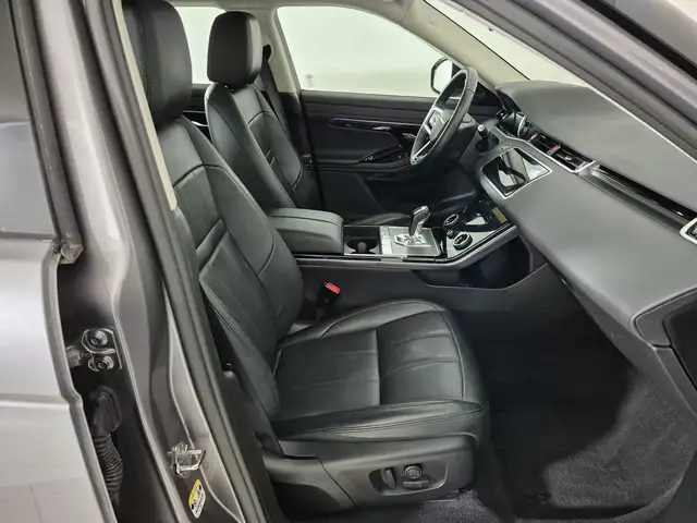Land Rover Range Rover Evoque view 3
