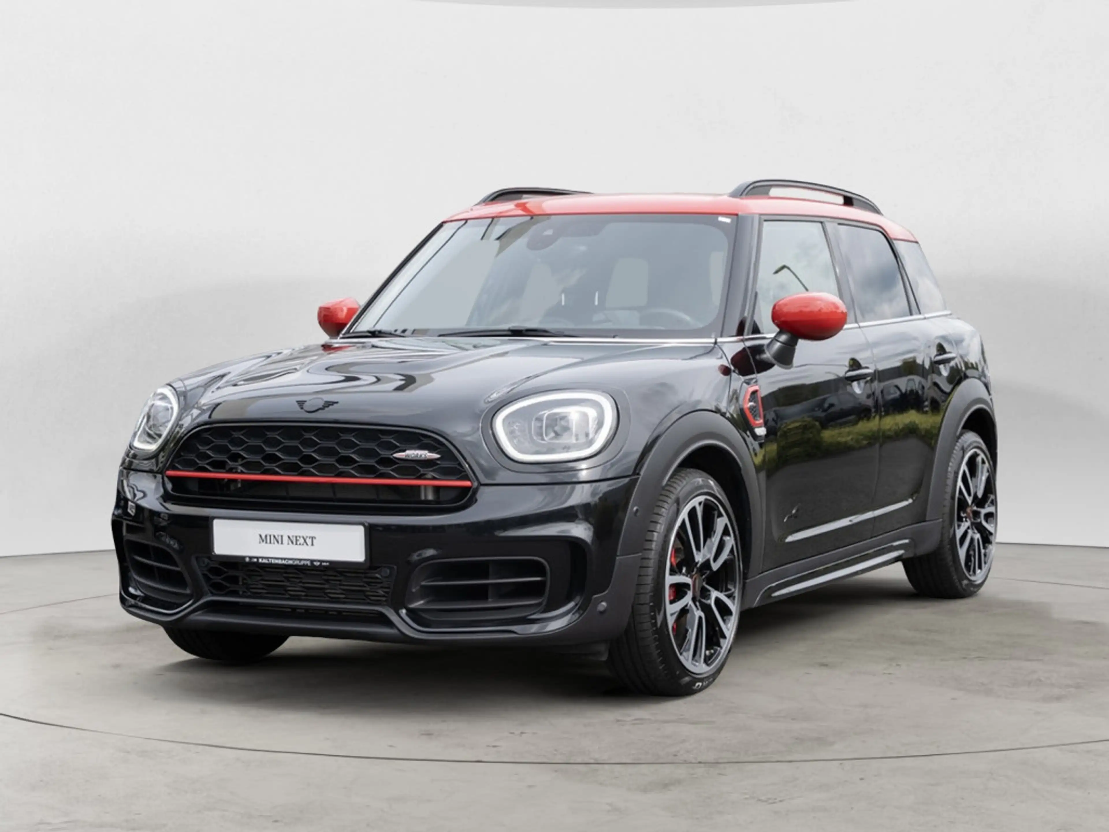 MINI John Cooper Works Countryman — photo 2