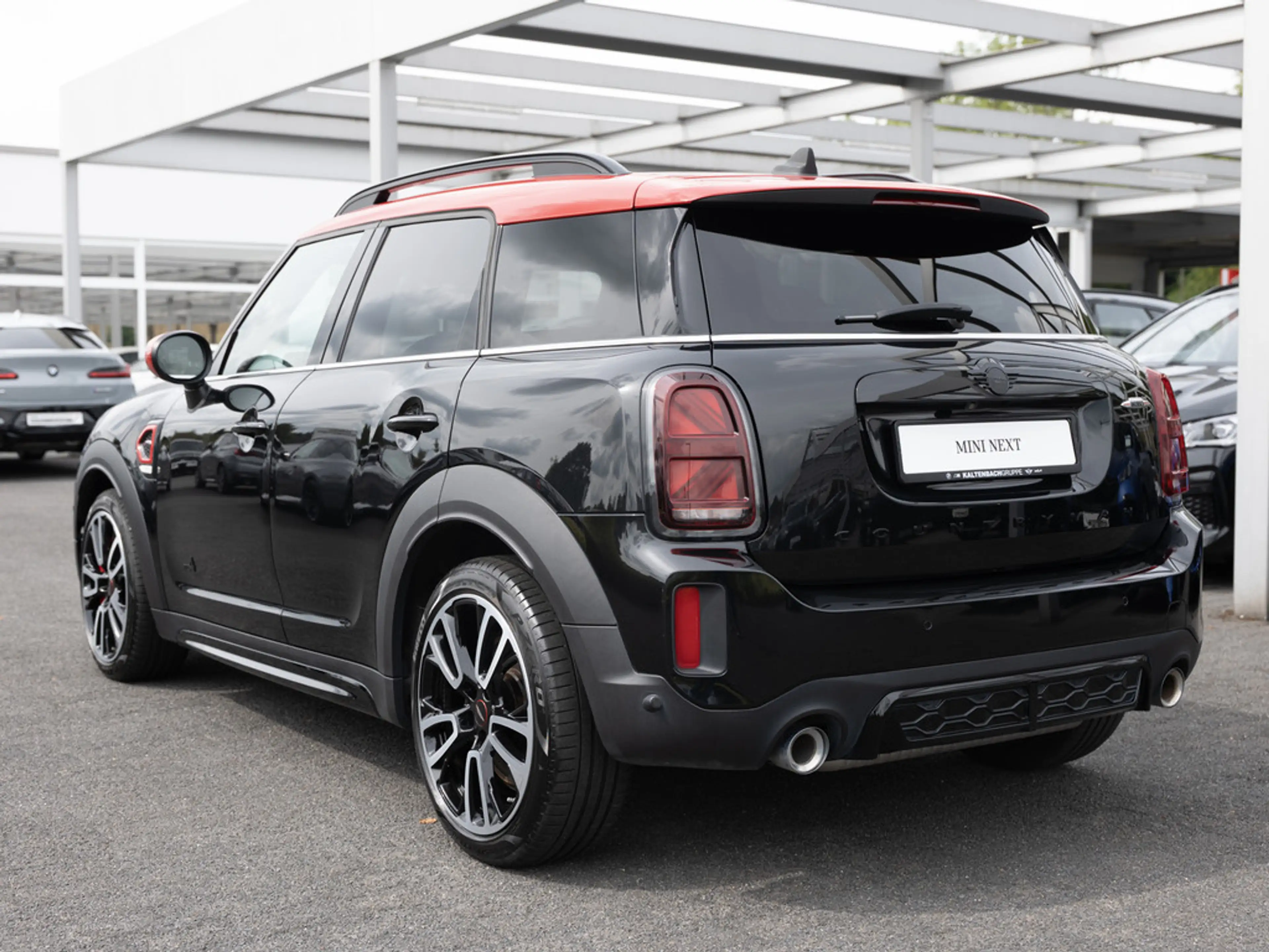 MINI John Cooper Works Countryman — photo 7