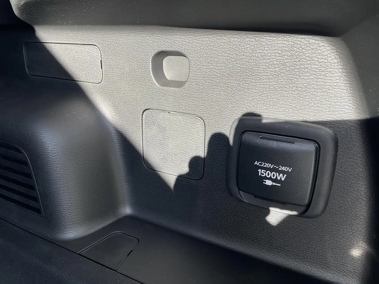 Mitsubishi Outlander 2026 — фото 11