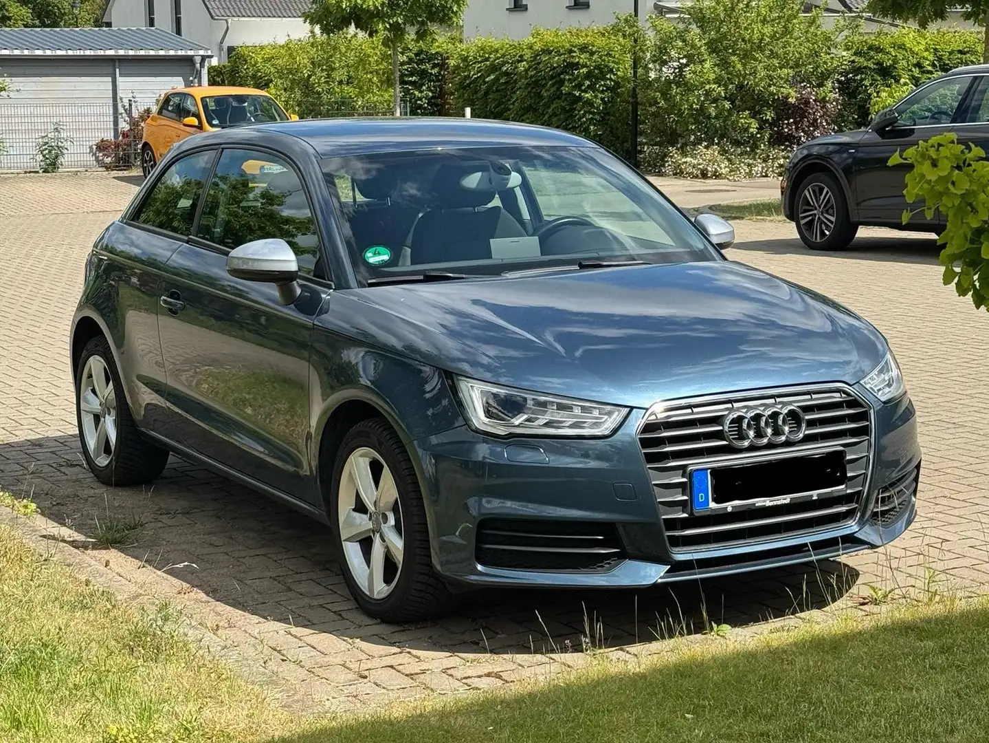 Audi A1 A1 1.0 TFSI ultra Blau - 1