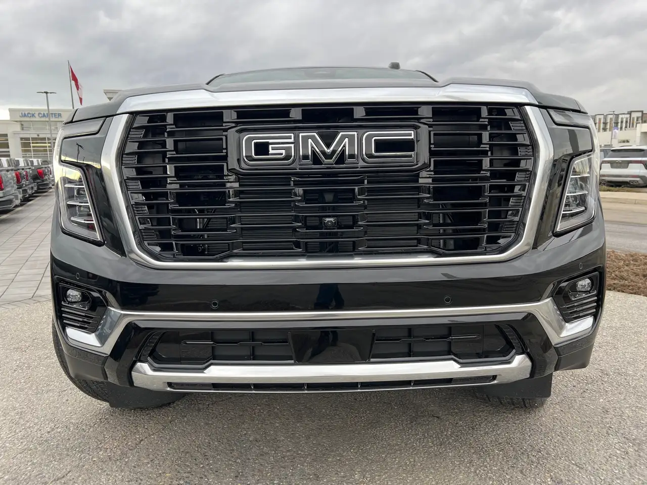 GMC Yukon снимка GMC Yukon