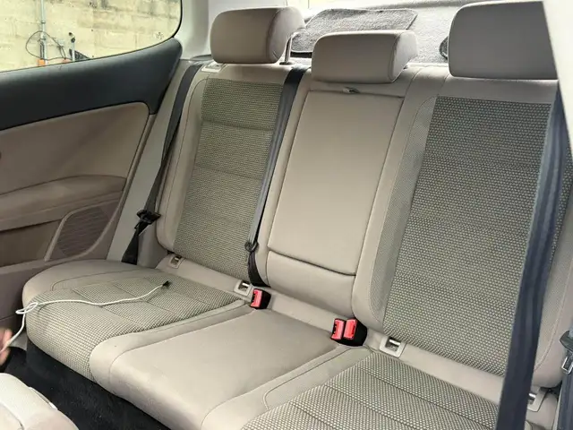 Volkswagen Golf view 7
