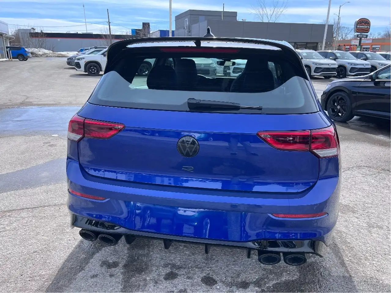 Volkswagen Golf R снимка Volkswagen Golf R