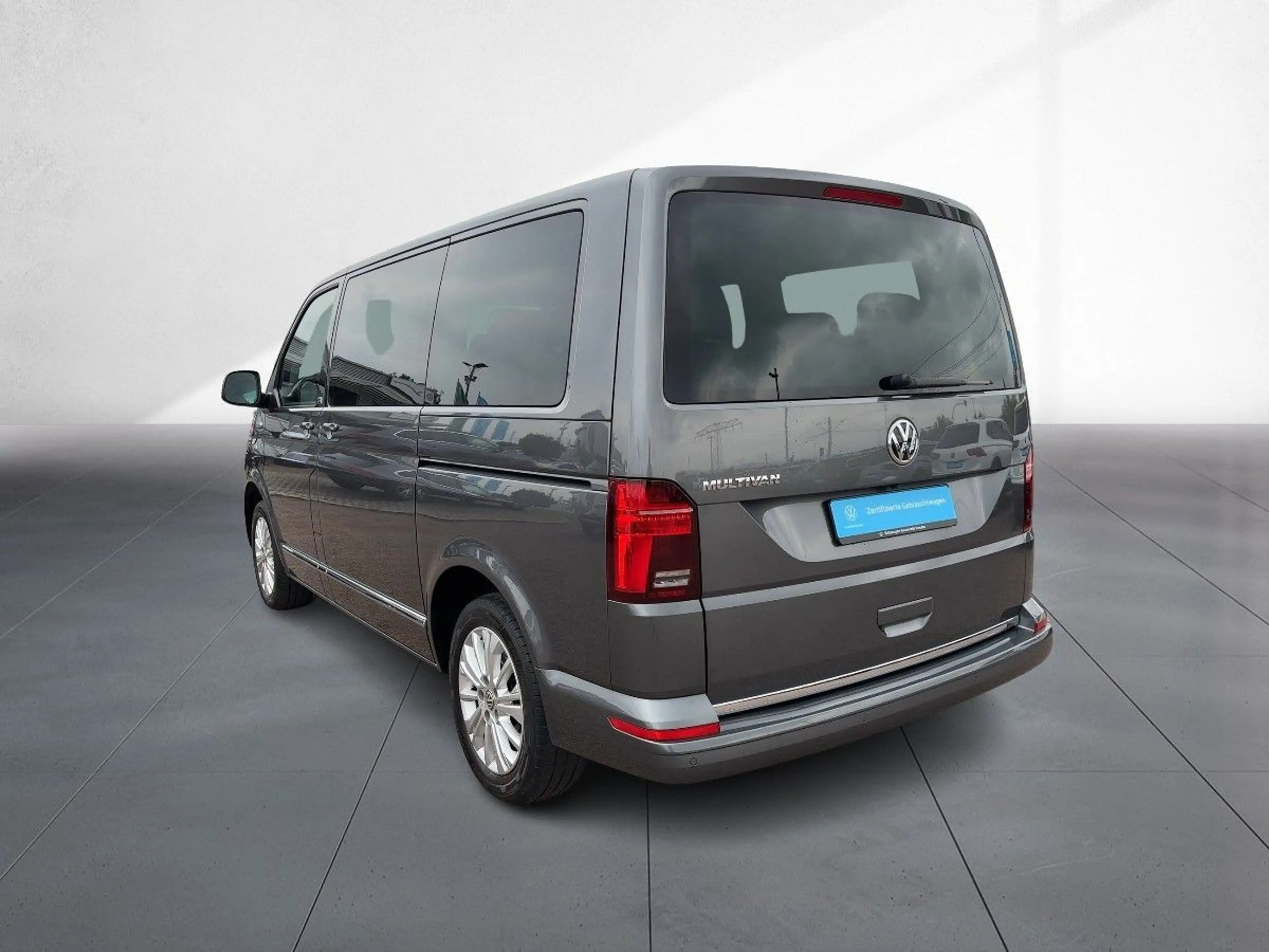 Volkswagen T6.1 Multivan Comfortline — photo 3