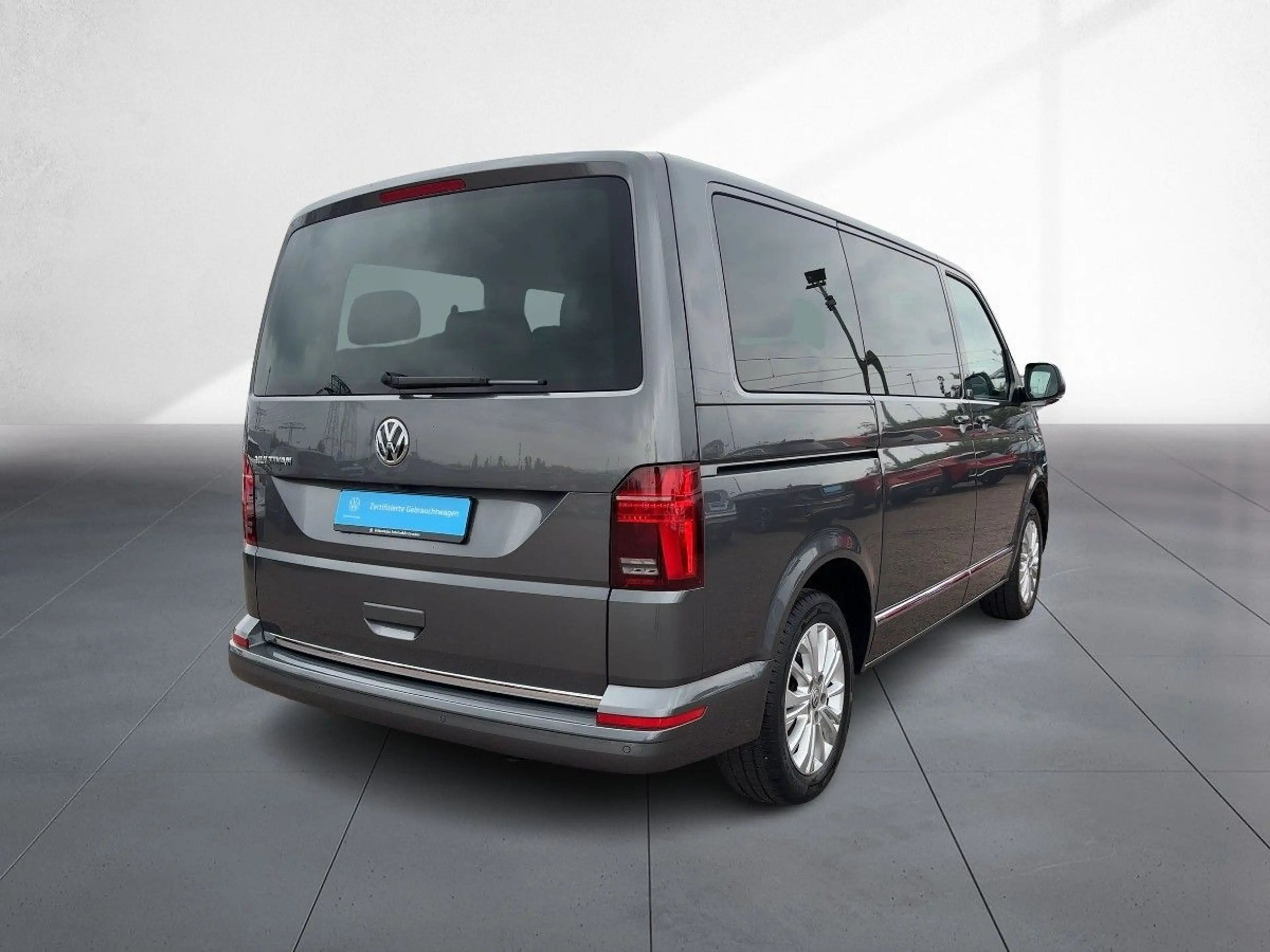 Volkswagen T6.1 Multivan Comfortline — photo 4