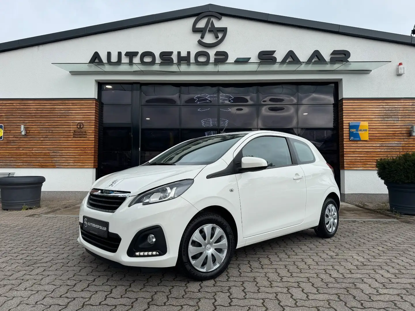 Peugeot 108 Active Weiß - 1