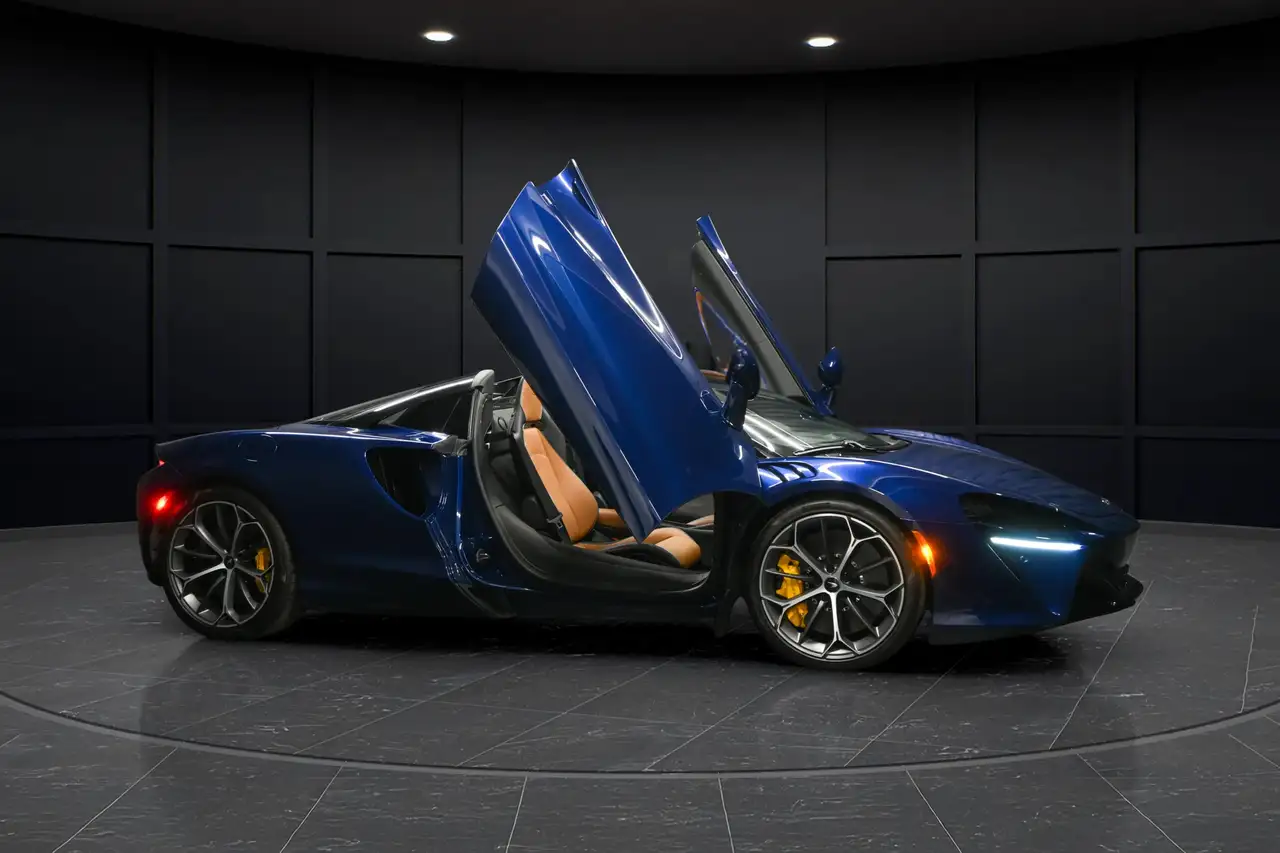 McLaren Artura fotografie McLaren Artura