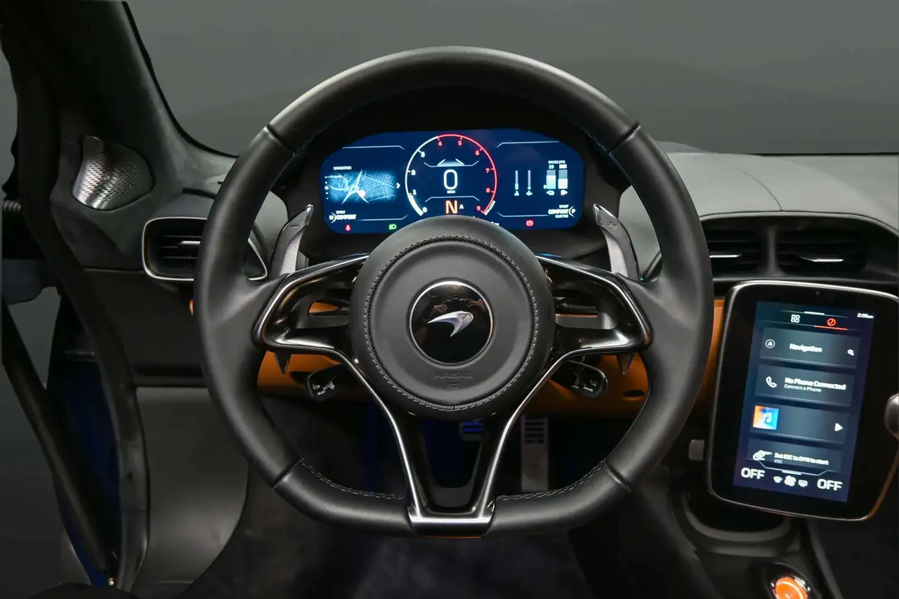 McLaren Artura fotografie McLaren Artura