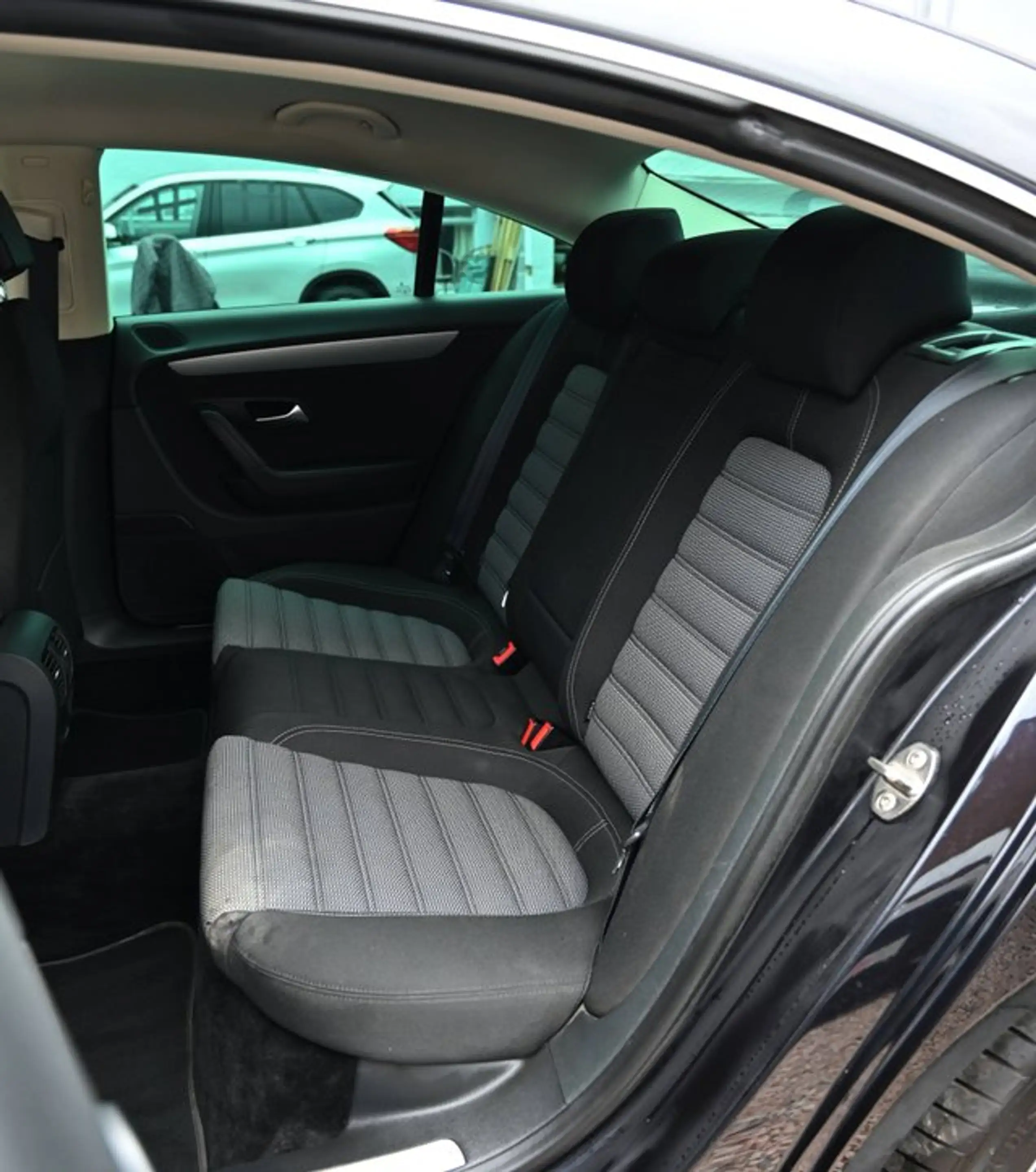 Volkswagen CC Passat CC 2.0 TDI 2.Hd*CarPlay*BiXenon*Navi* — photo 9