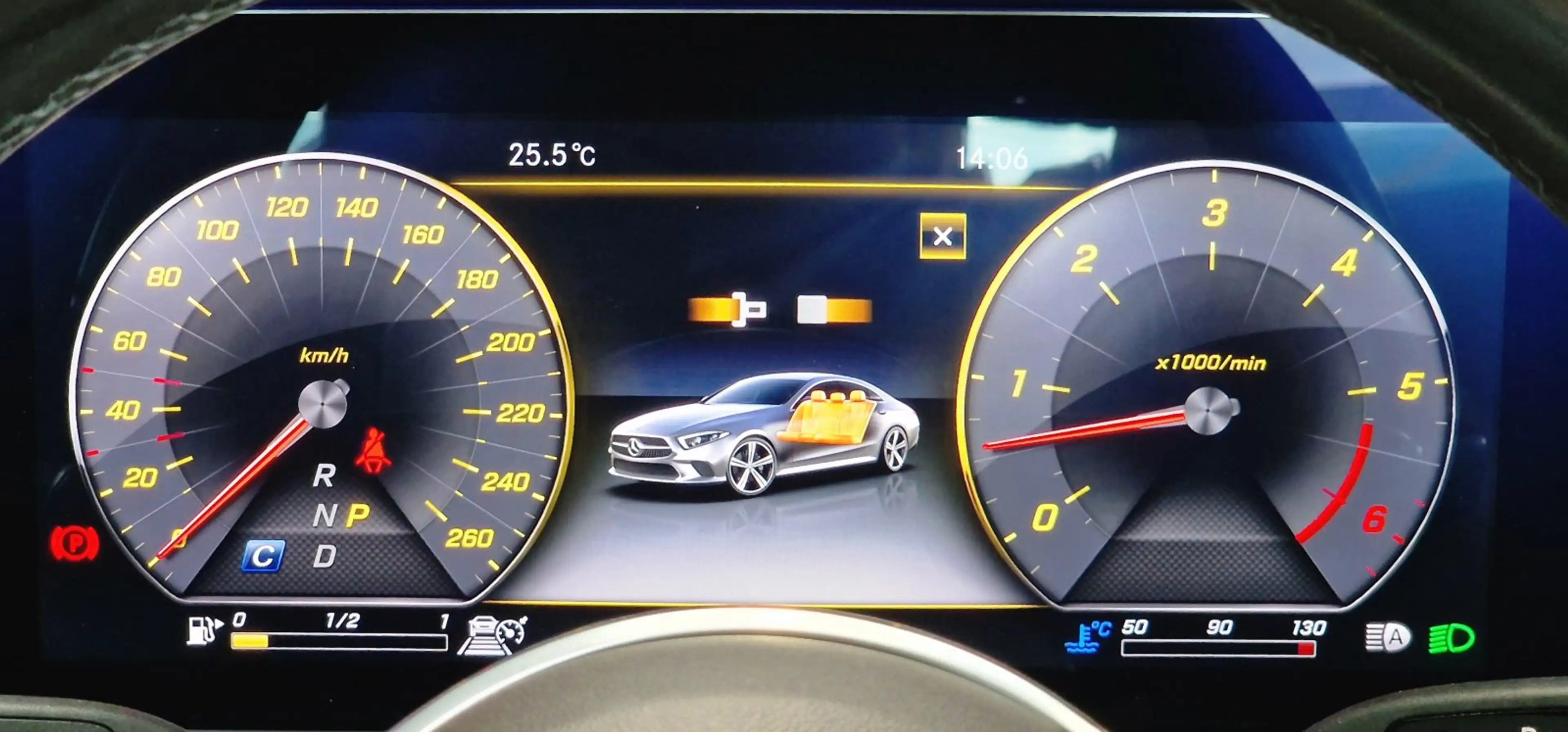 Mercedes-Benz CLS 350 d 4Matic AMG-Line Aut. *Schiebedach*360°*AHK* — photo 15