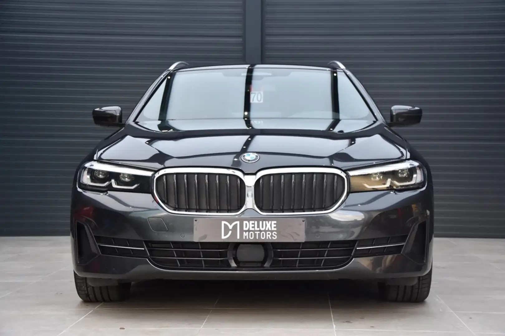 BMW 518 dA Touring Navi Zetelverwarming Cruise Airco PDC Grijs - 2