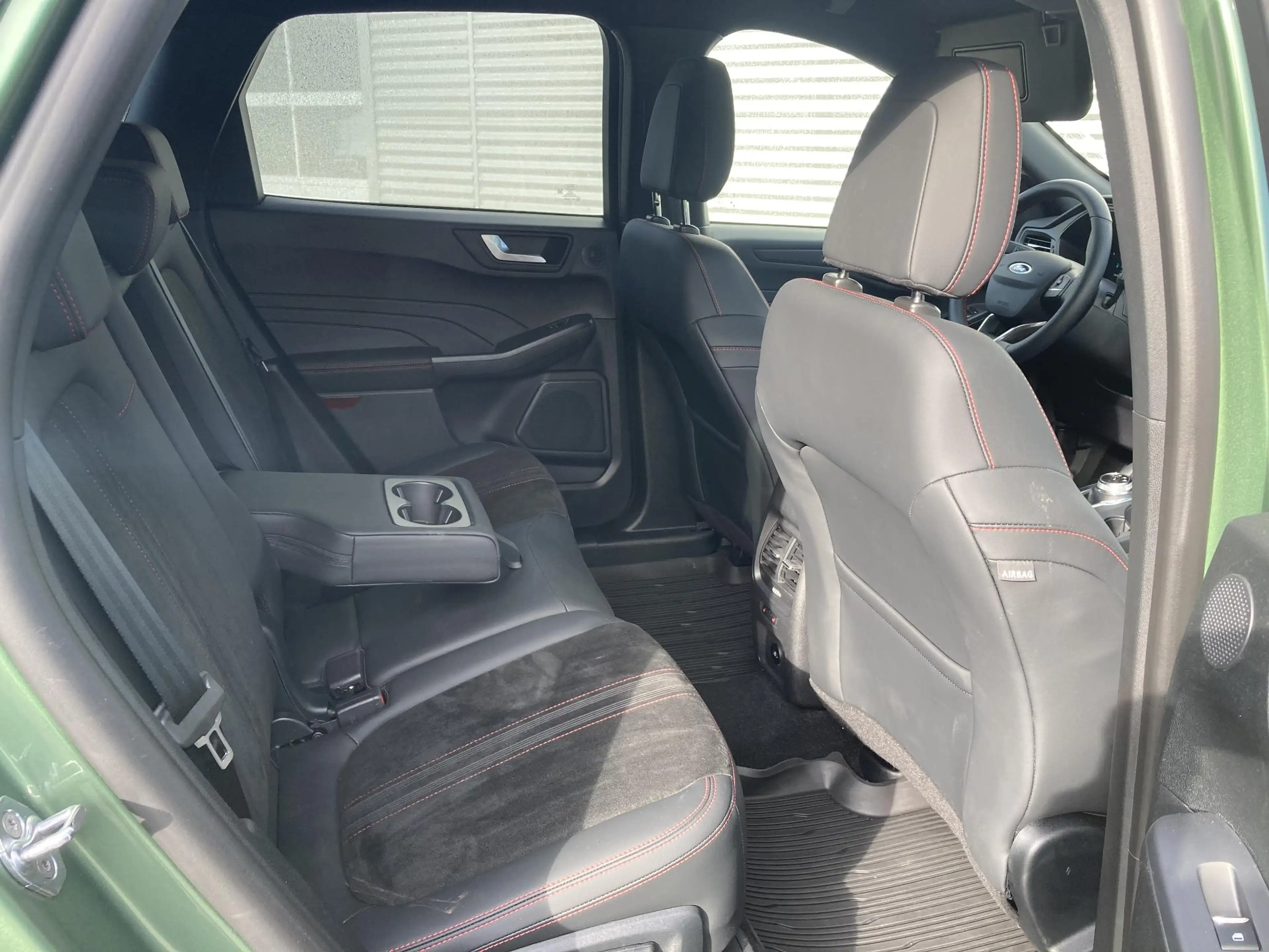Ford Kuga 2.5 PHEV ST-Line X | Elektrisch Wegklapbare Trekha — photo 6