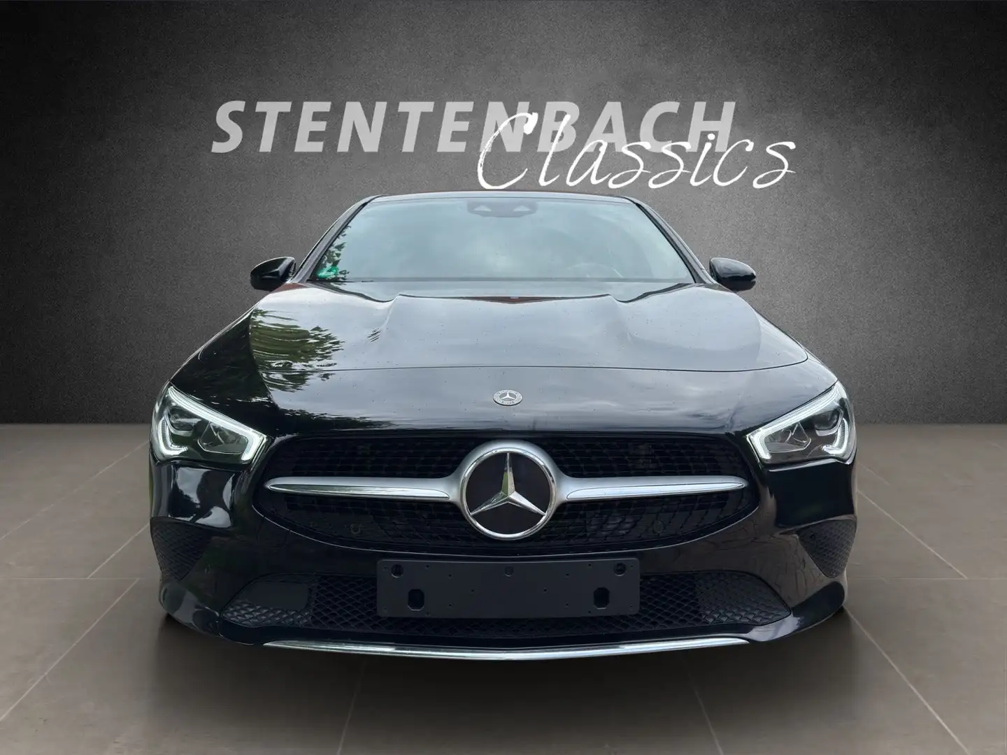 Mercedes-Benz CLA 220 d Shooting Brake Schwarz - 2