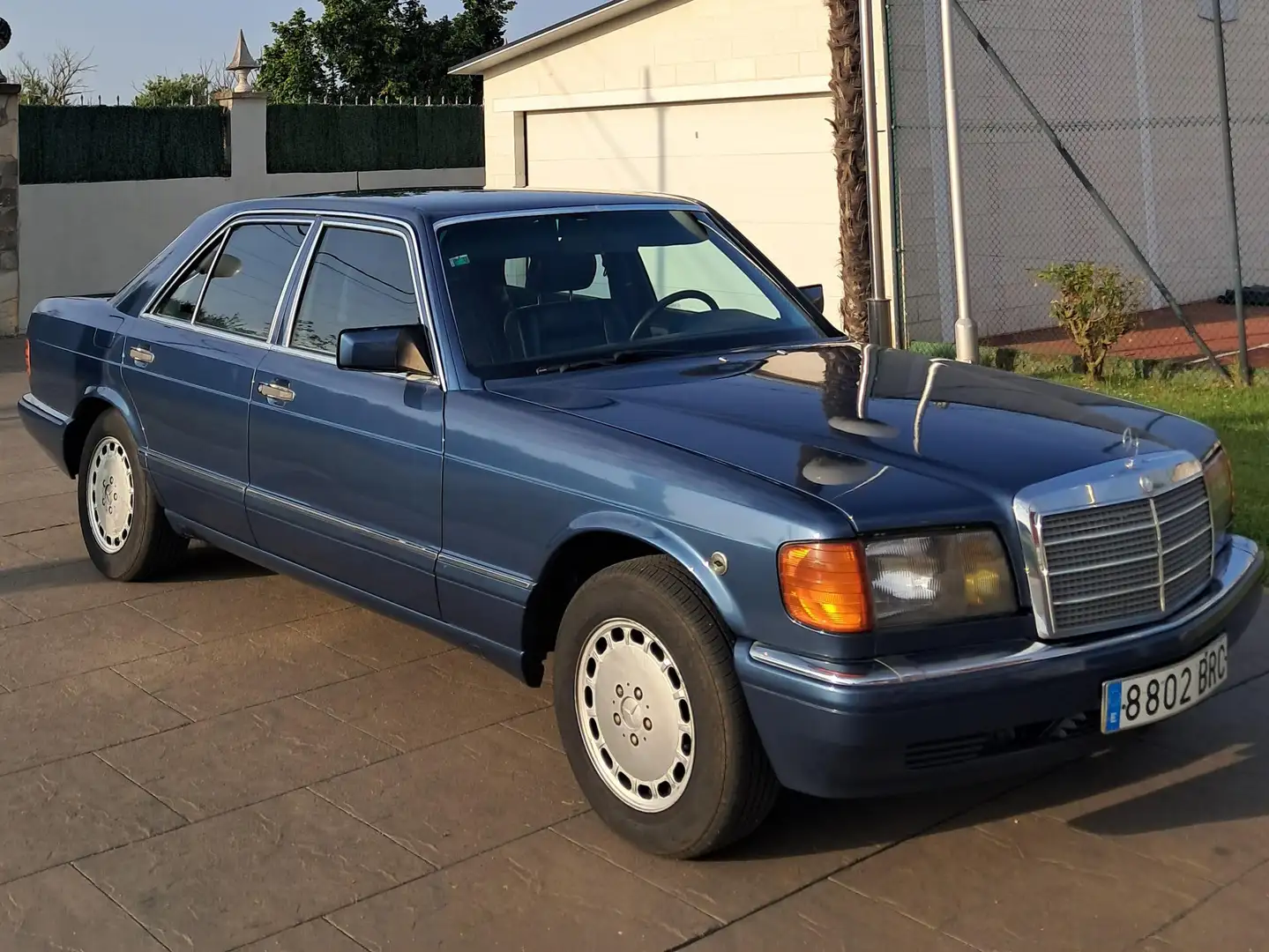 Mercedes-Benz 300 SE Azul - 1