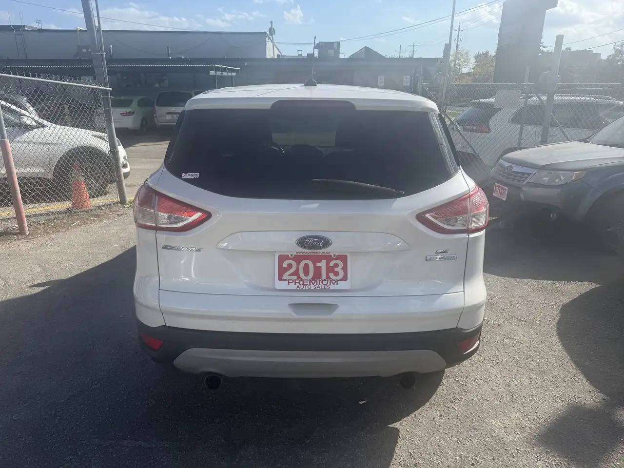 Ford Escape снимка Ford Escape