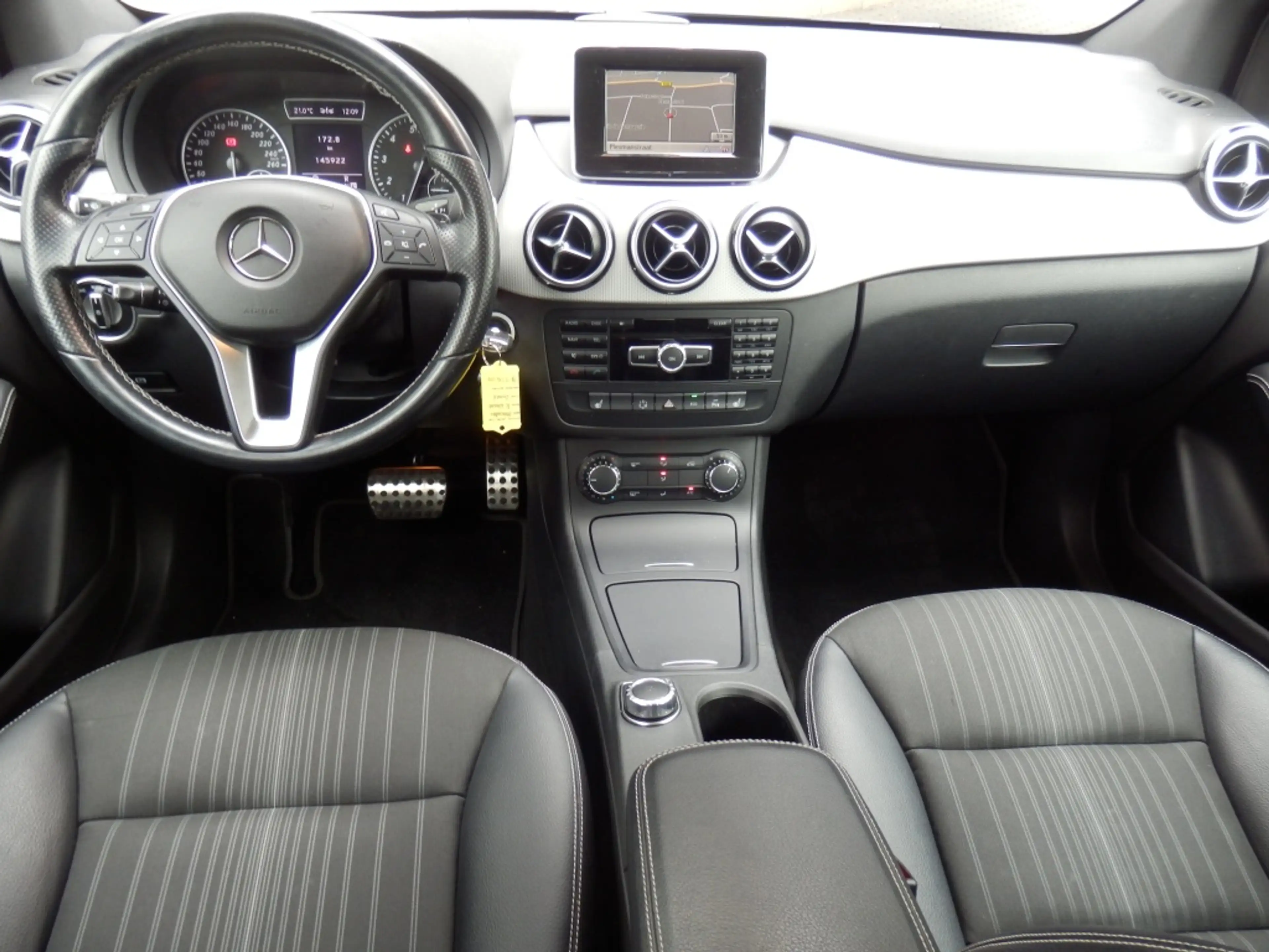 Mercedes-Benz B 180 Prestige I Automaat I S/K dak I Aut. trekhaak I Na — photo 9