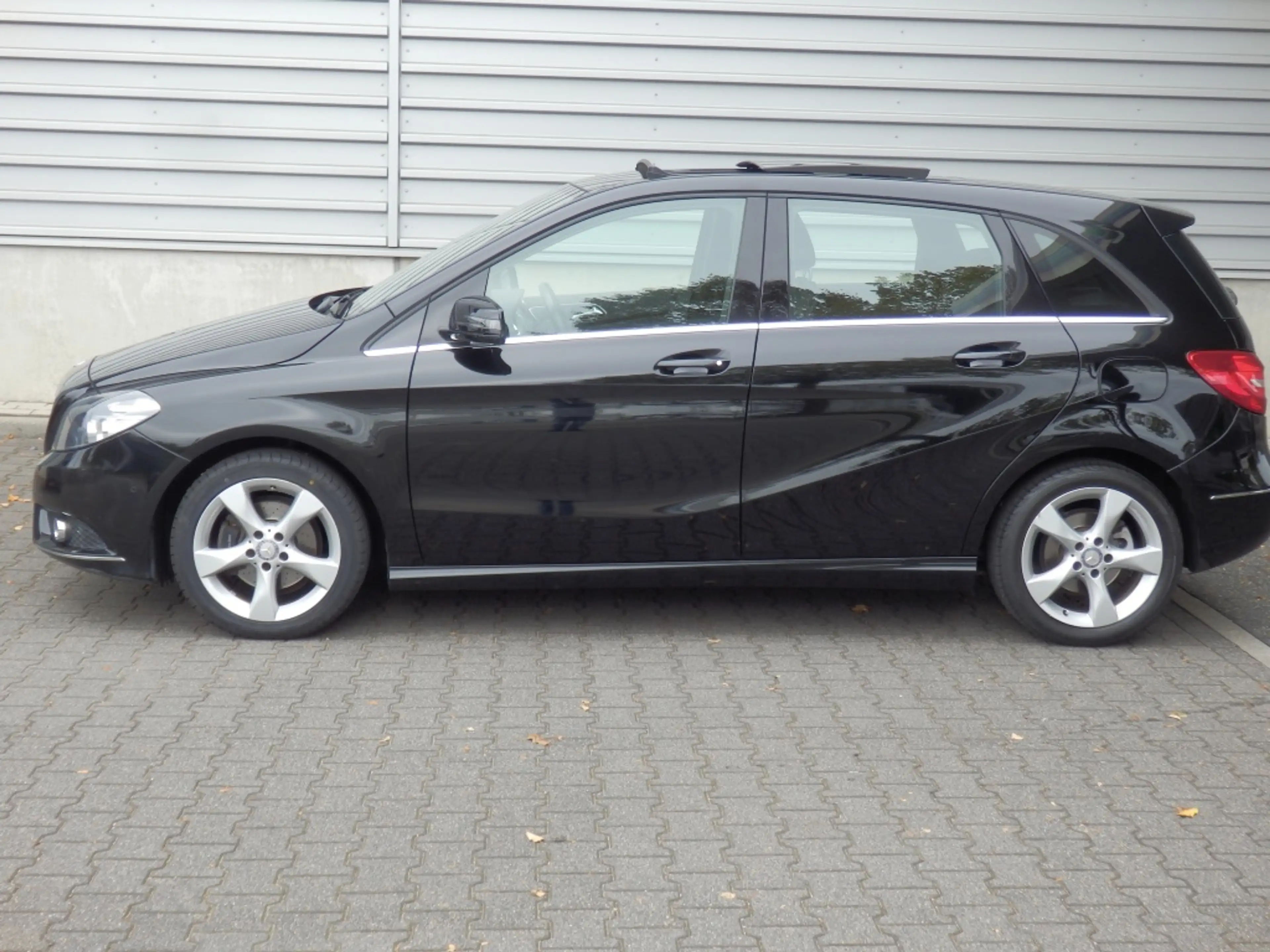 Mercedes-Benz B 180 Prestige I Automaat I S/K dak I Aut. trekhaak I Na — photo 2