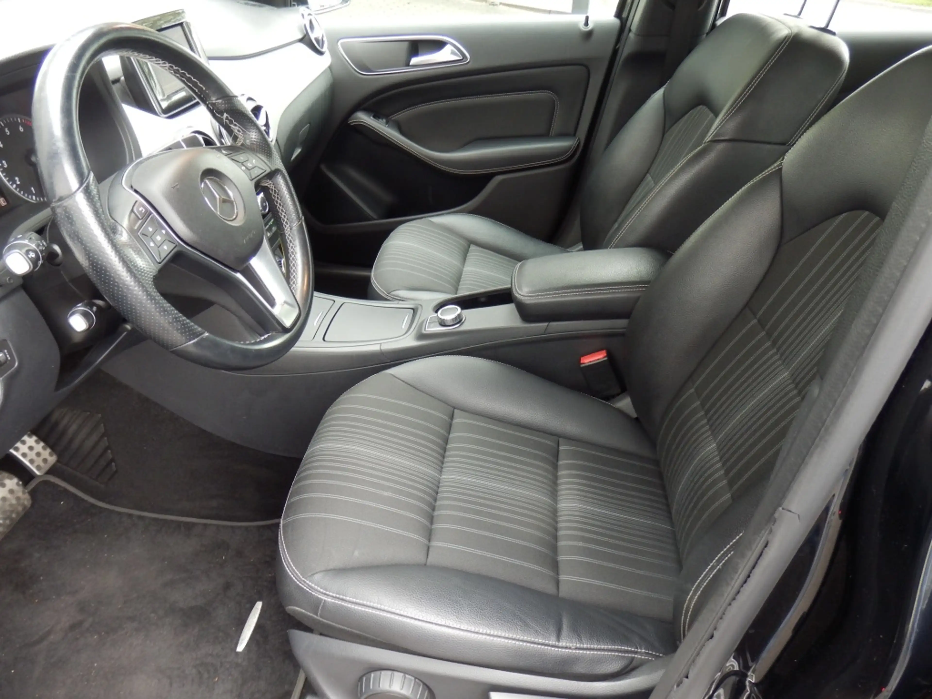 Mercedes-Benz B 180 Prestige I Automaat I S/K dak I Aut. trekhaak I Na — photo 5