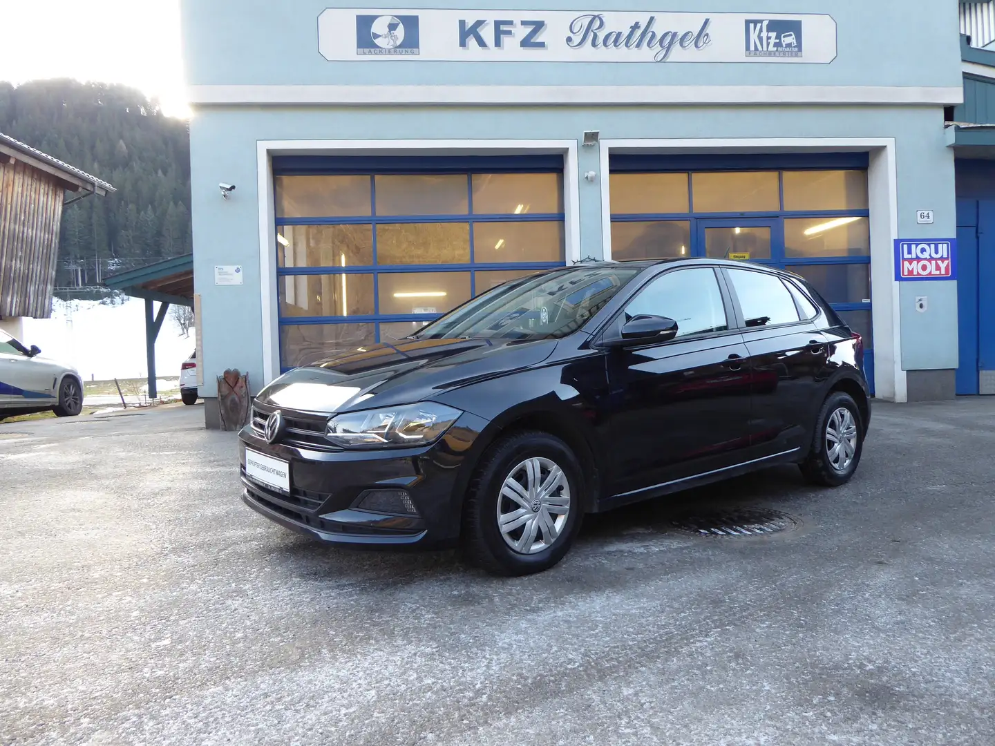 Volkswagen Polo Trendline 1,0 MPI Schwarz - 1