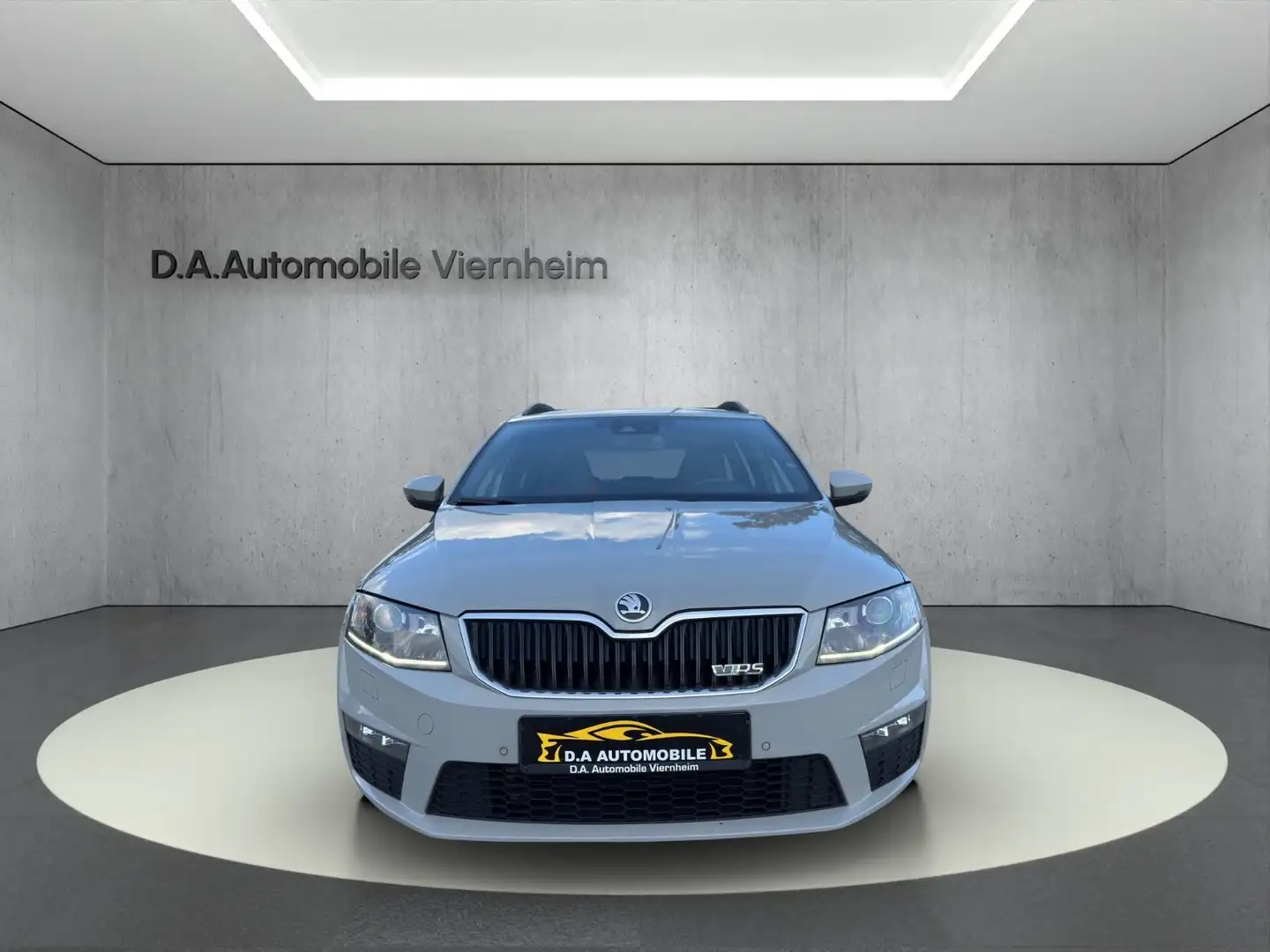 Skoda Octavia Combi RS°Automatik°Xenon^Navi°SHZ°PDC°°° Grau - 2