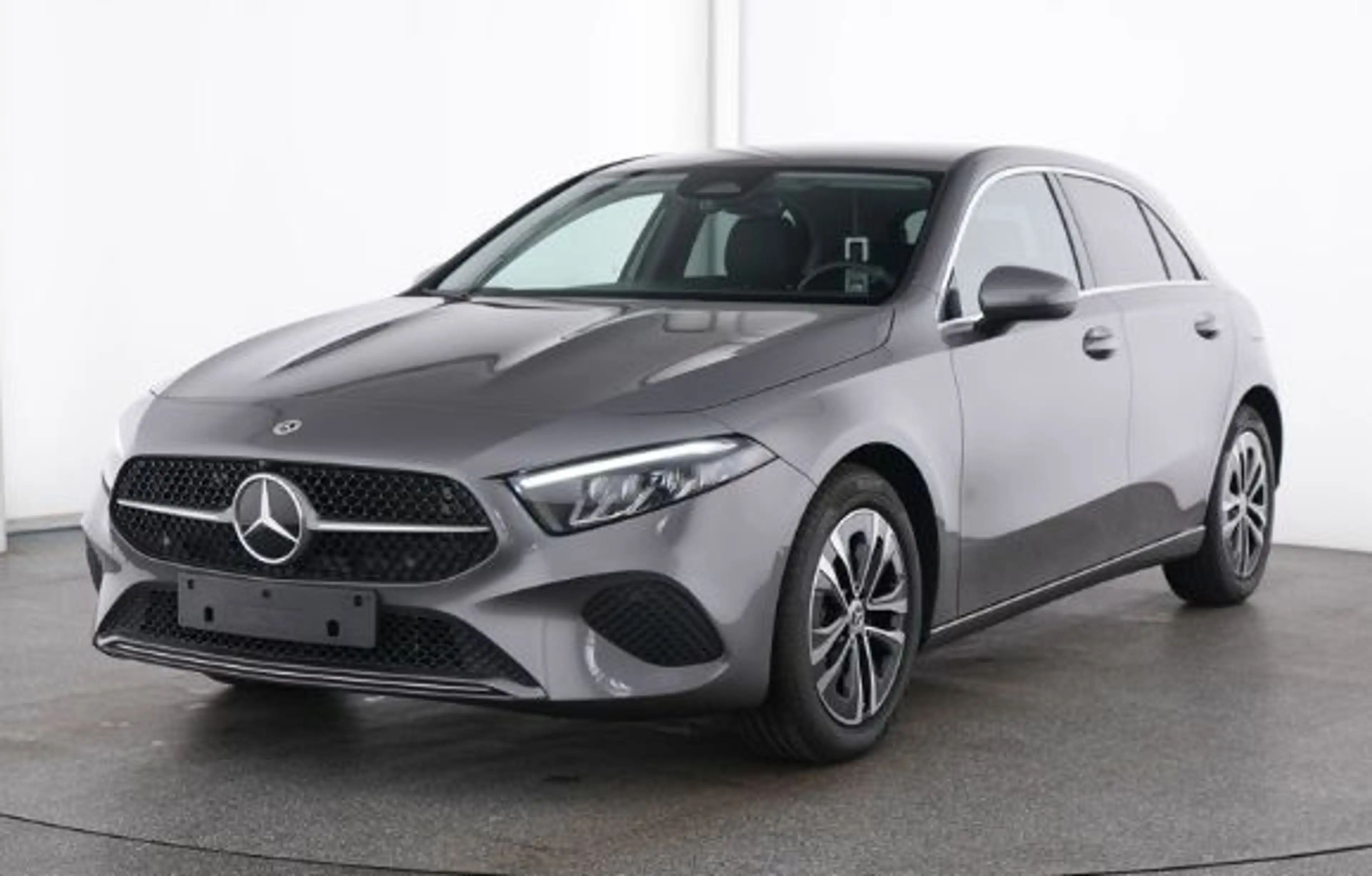 Mercedes-Benz A 180 Progressive-Line — photo 2
