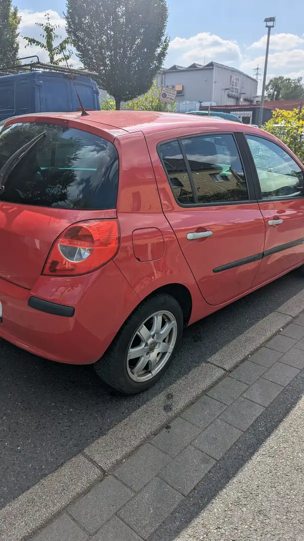 Renault Clio 1.4 16V 100 Exception - 1