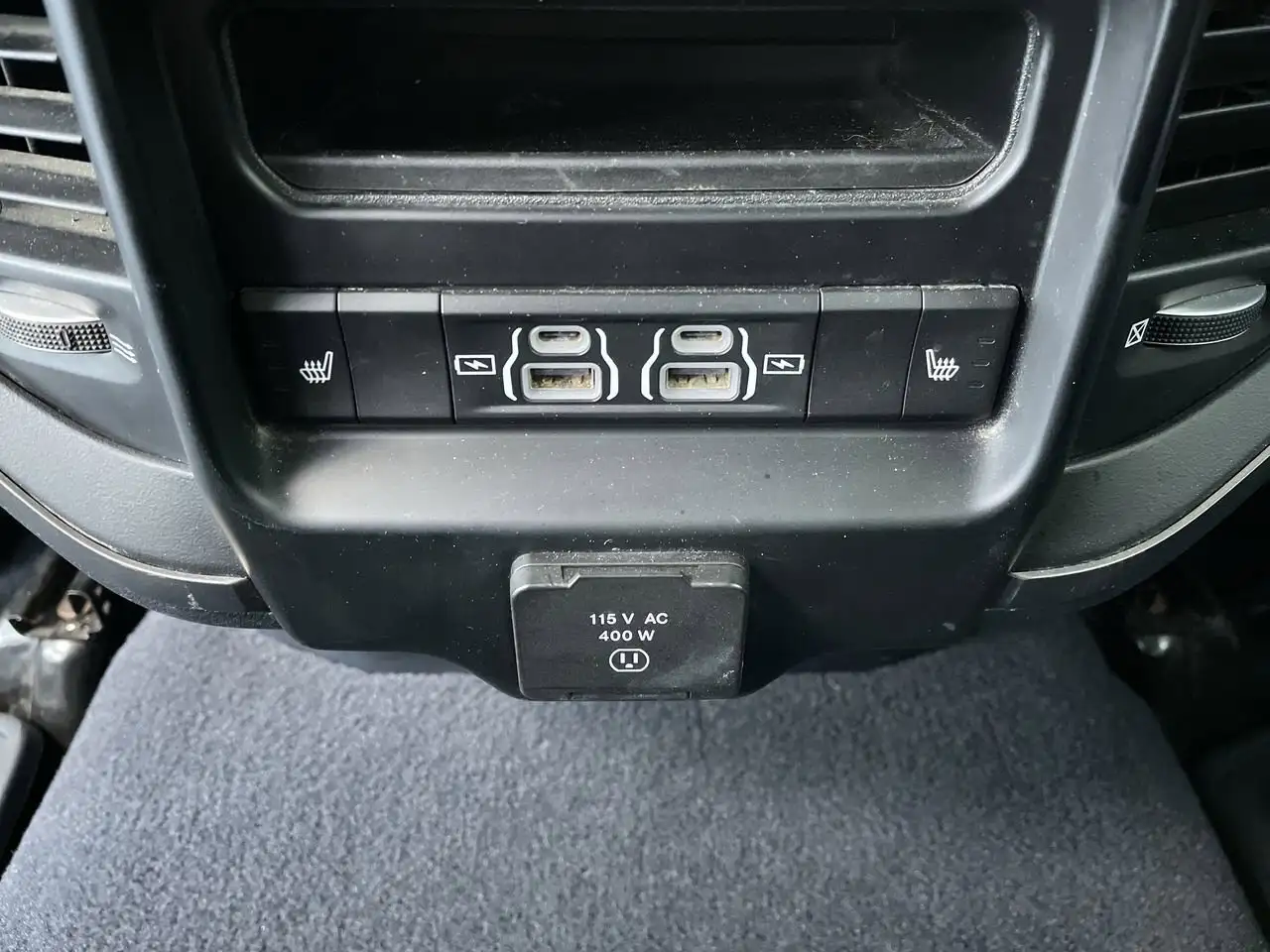 RAM 3500 photo RAM 3500