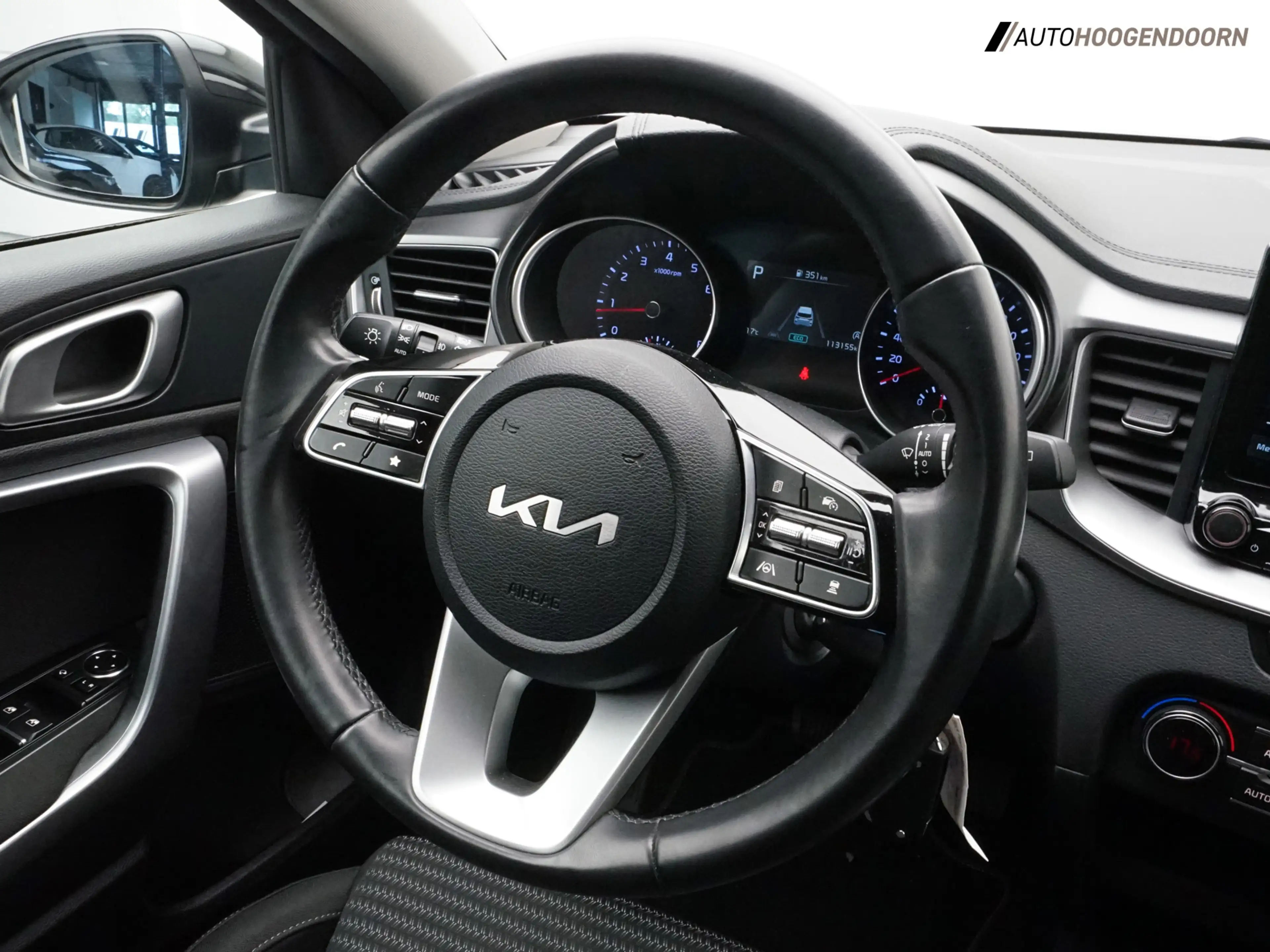 Kia Ceed / cee'd 1.5 T-GDi MHEV DynamicLine Luxe (APPLE CARPLAY,ACH — photo 15