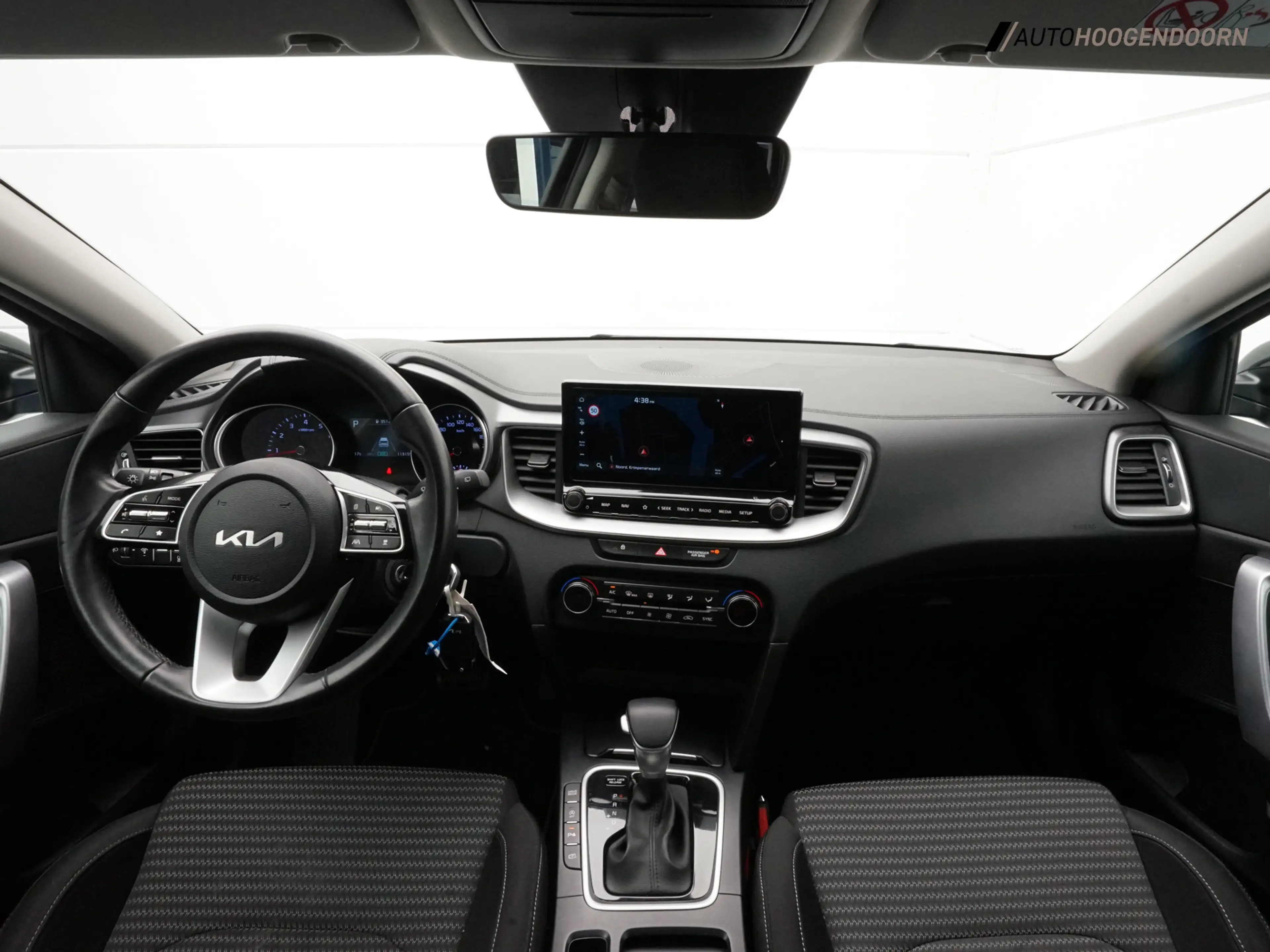 Kia Ceed / cee'd 1.5 T-GDi MHEV DynamicLine Luxe (APPLE CARPLAY,ACH — photo 14