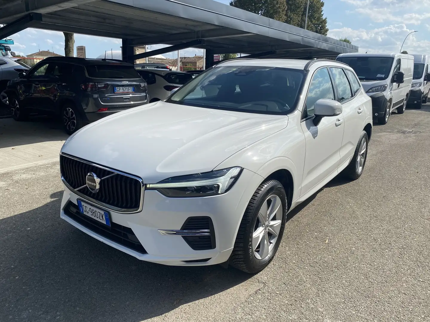 Volvo XC60 XC60 B4 (d) AWD Geartronic Business Wit - 1