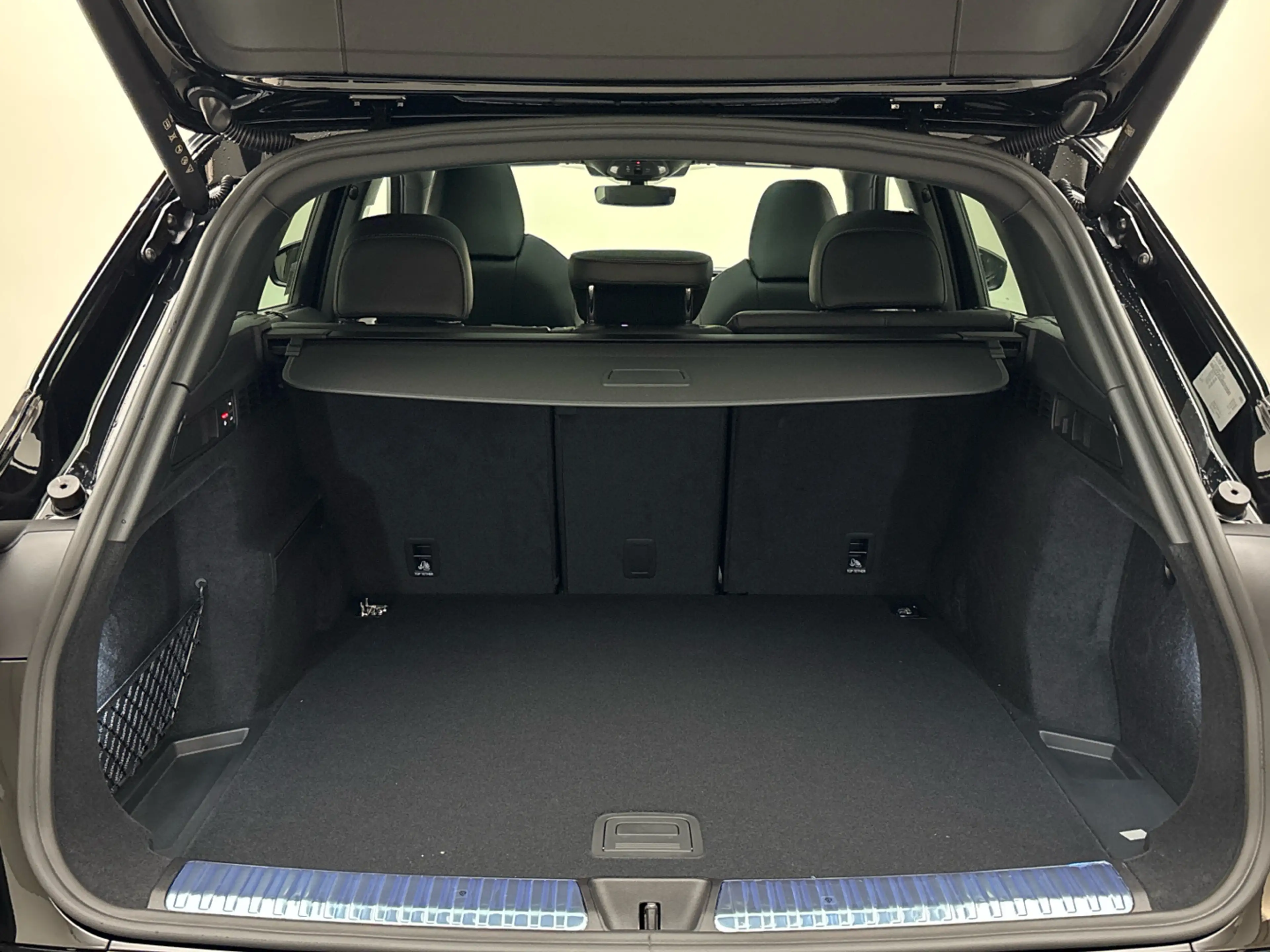 Audi SQ5 TFSI Tech pro Paket Panorama Navi Matrix-LED — photo 13