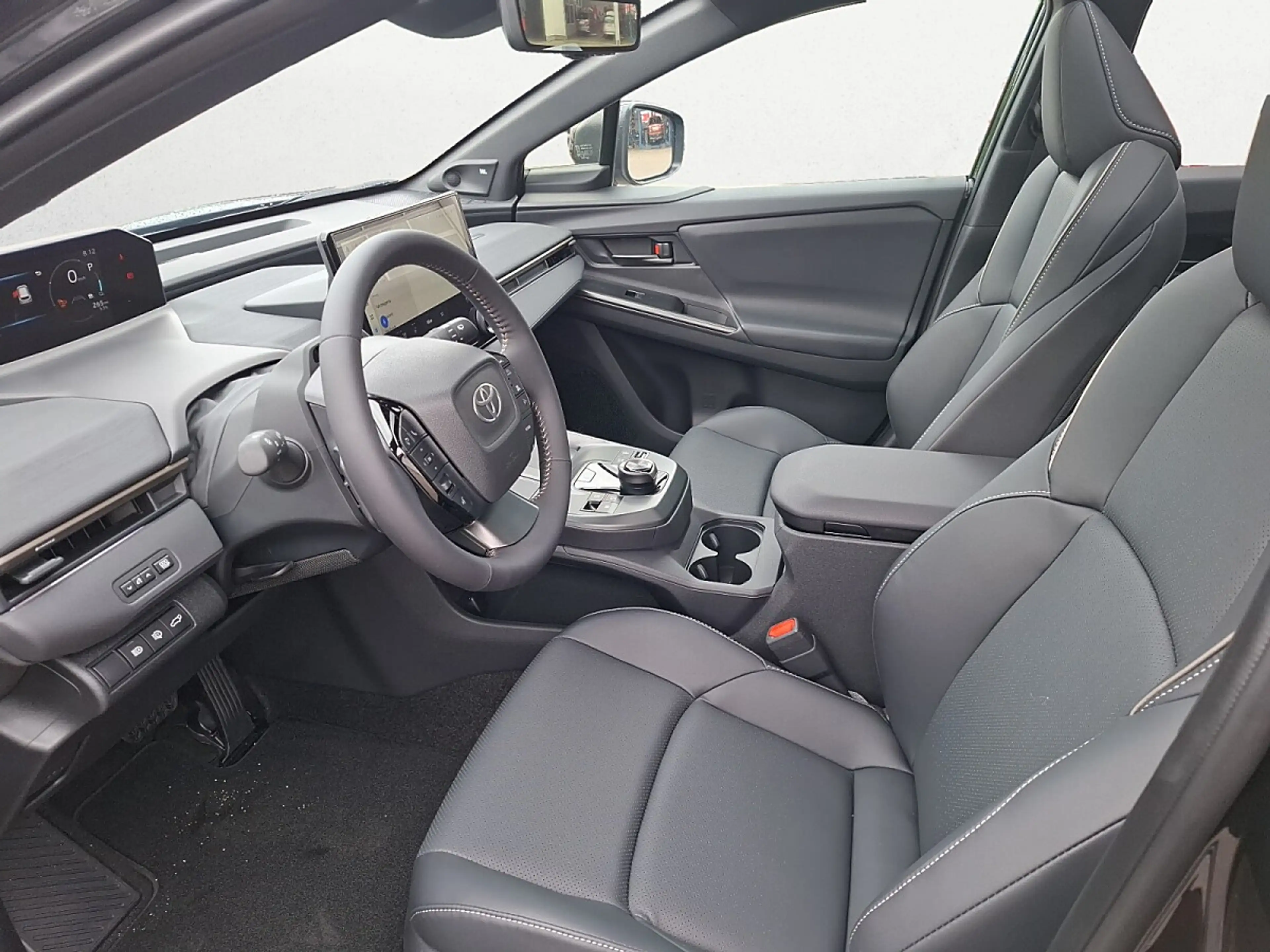 Toyota bZ4X BZ4X Touring Elektro 74,7kWh AWD Lounge mit JBL... — photo 11