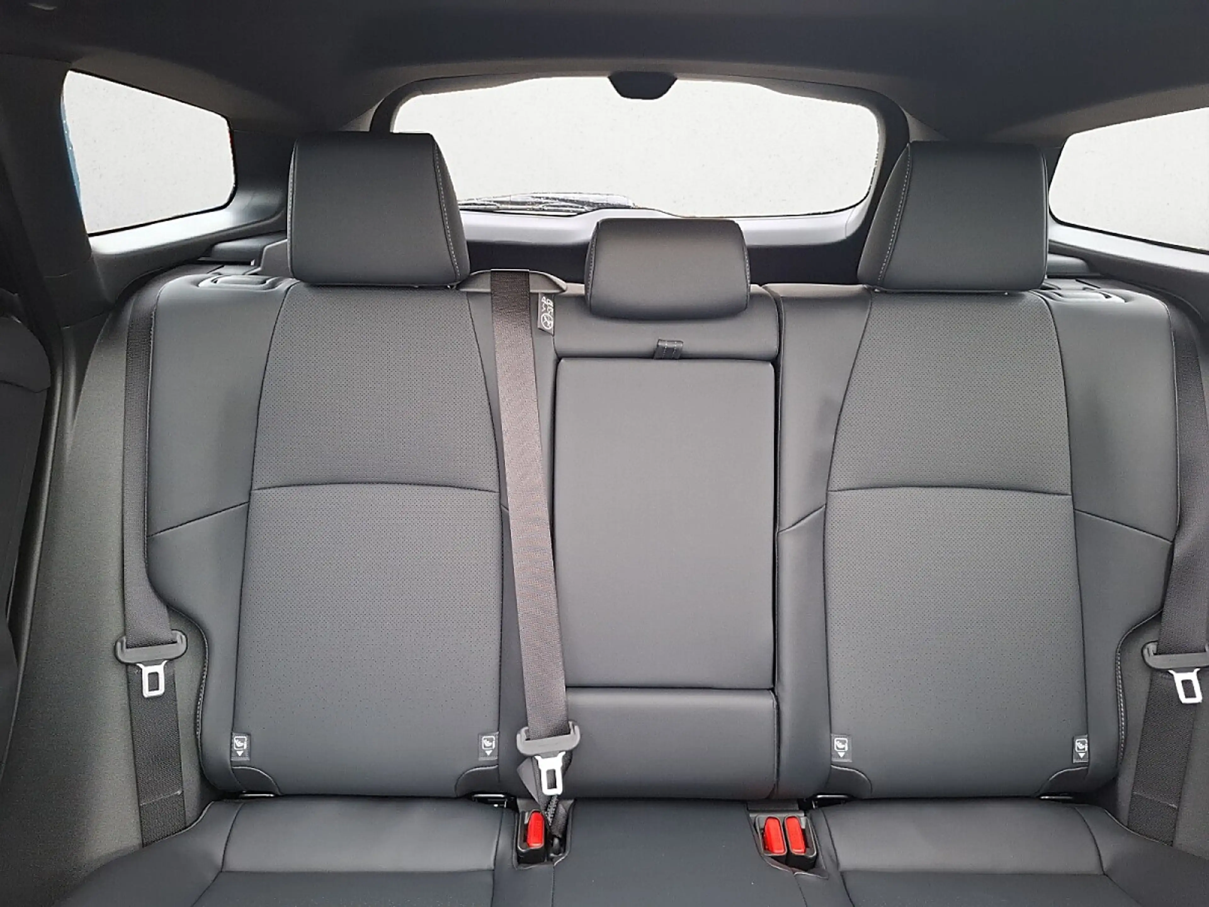 Toyota bZ4X BZ4X Touring Elektro 74,7kWh AWD Lounge mit JBL... — photo 13