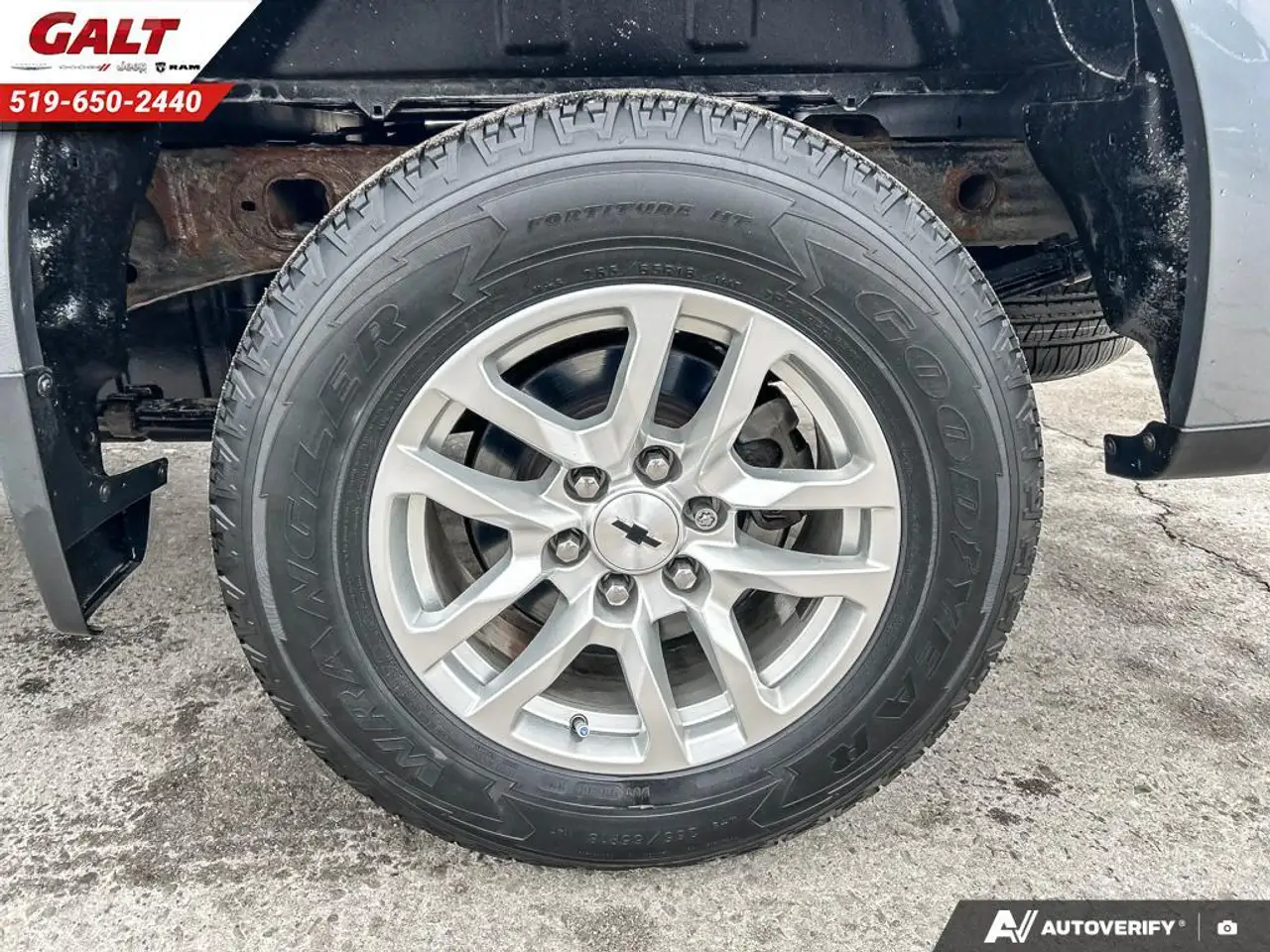 Chevrolet Silverado 1500 снимка Chevrolet Silverado 1500