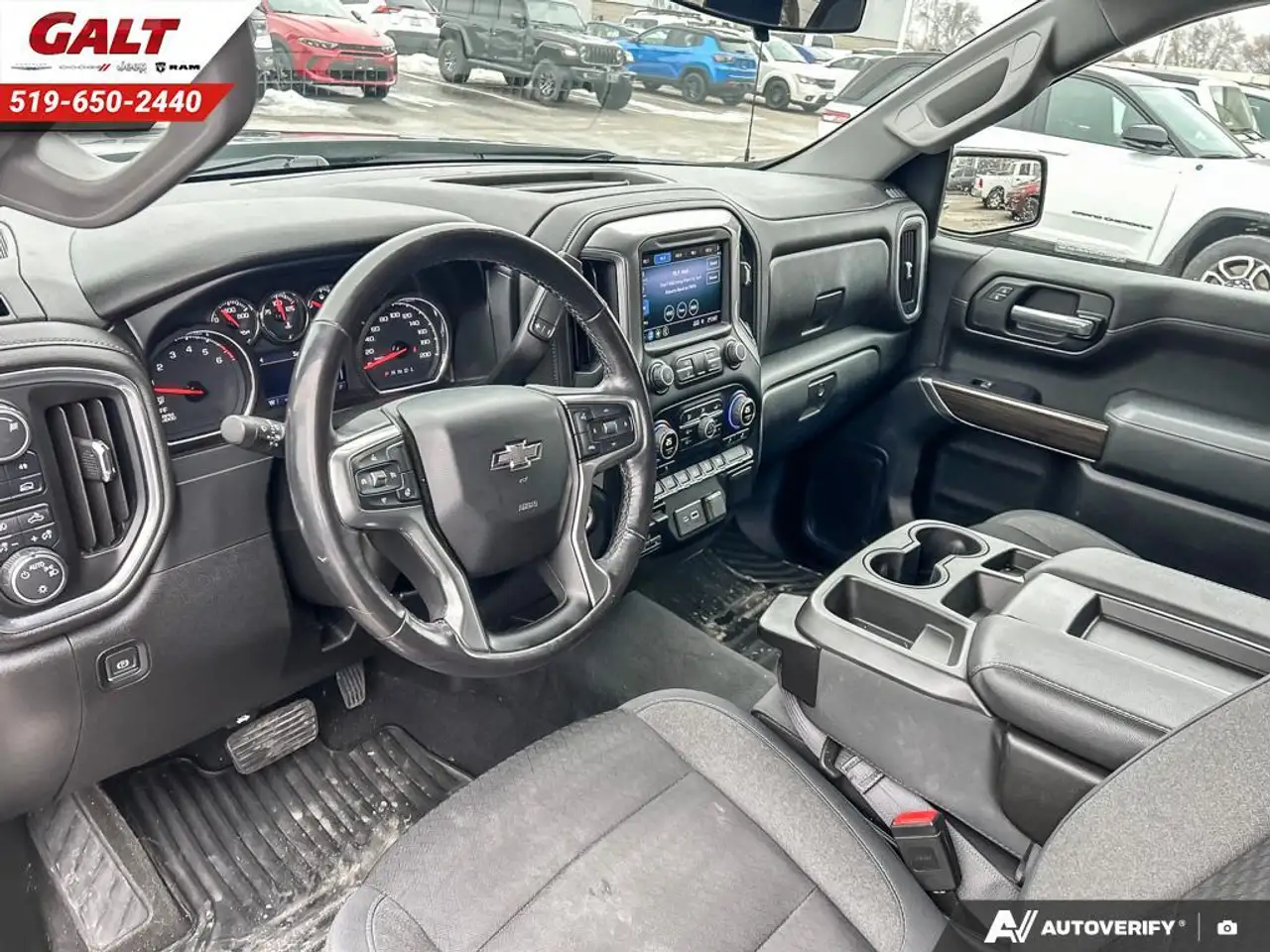 Chevrolet Silverado 1500 снимка Chevrolet Silverado 1500