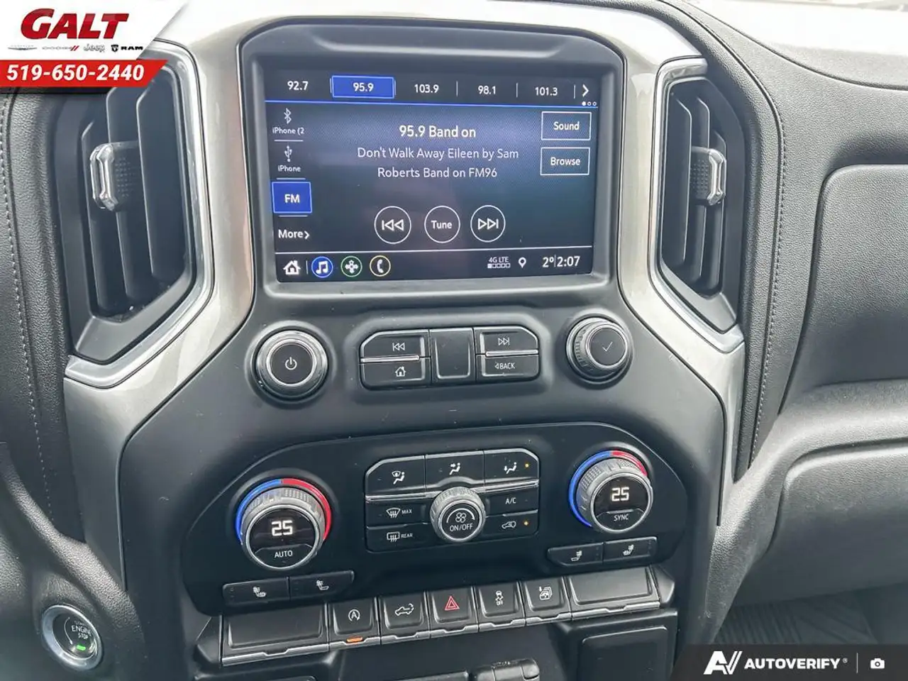 Chevrolet Silverado 1500 снимка Chevrolet Silverado 1500