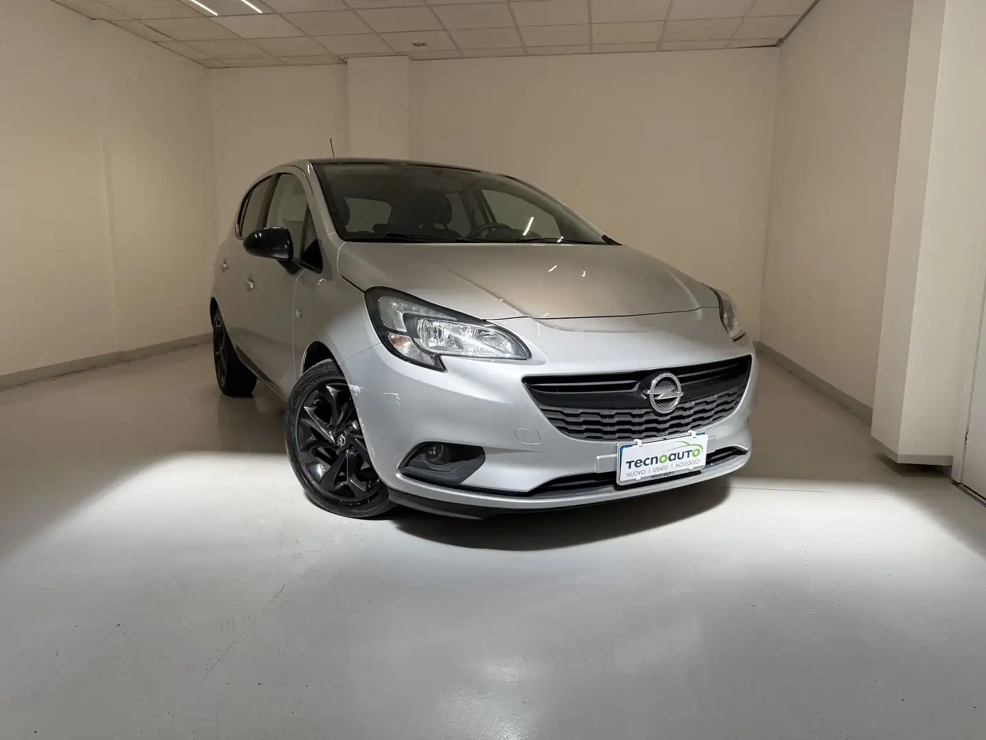 Opel Corsa 1.4 GPL 5 porte b-Color Argento - 2