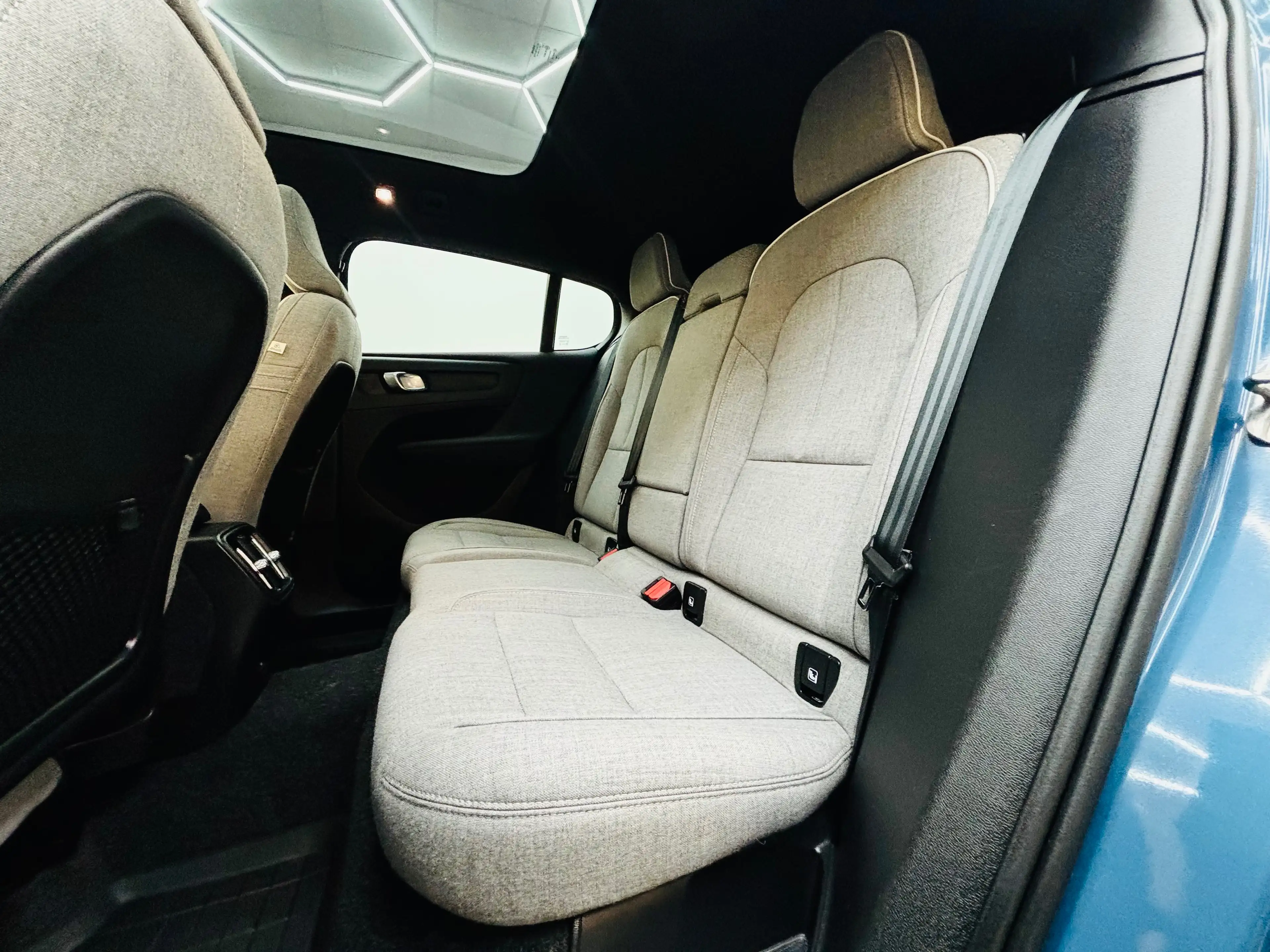 Volvo C40 ✅1AN GARANTIE✅ULTIMATE✅TVA DÉDUCTIBLE✅PAN — photo 15