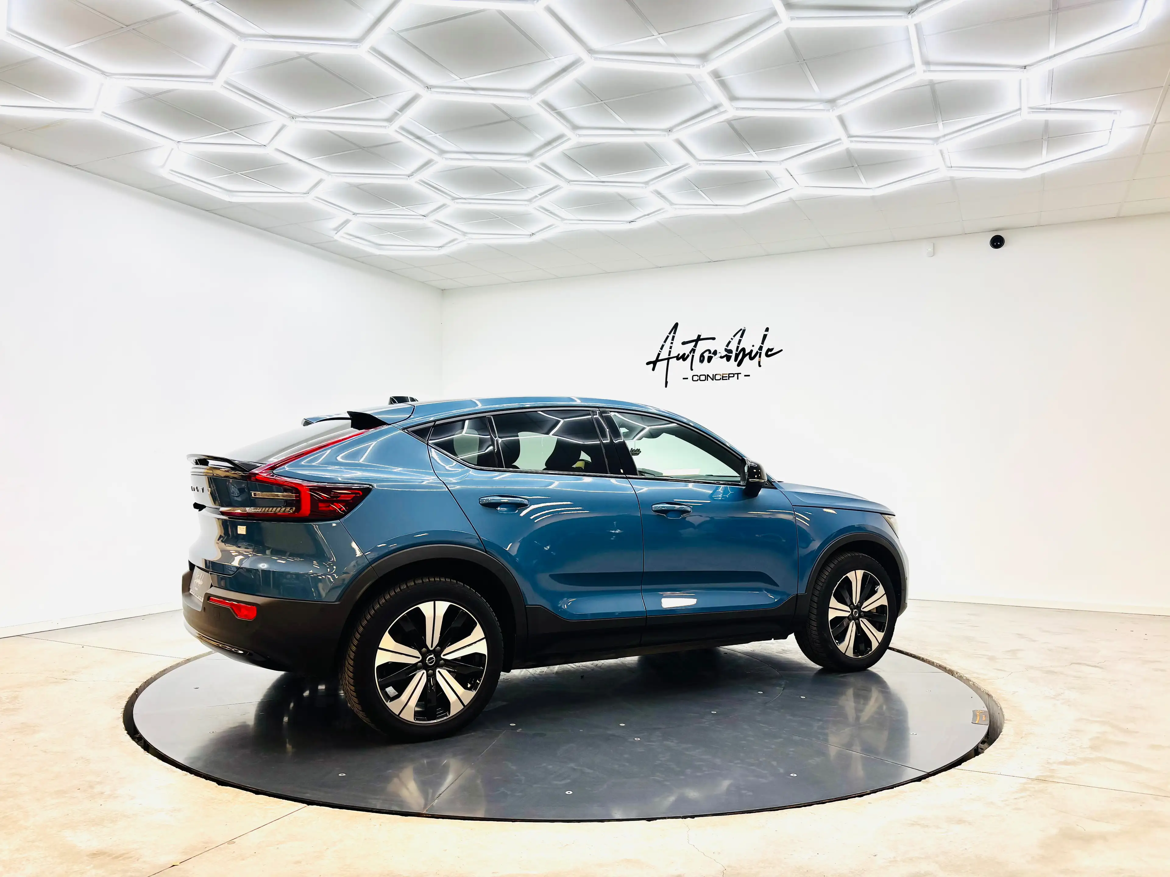 Volvo C40 ✅1AN GARANTIE✅ULTIMATE✅TVA DÉDUCTIBLE✅PAN — photo 4