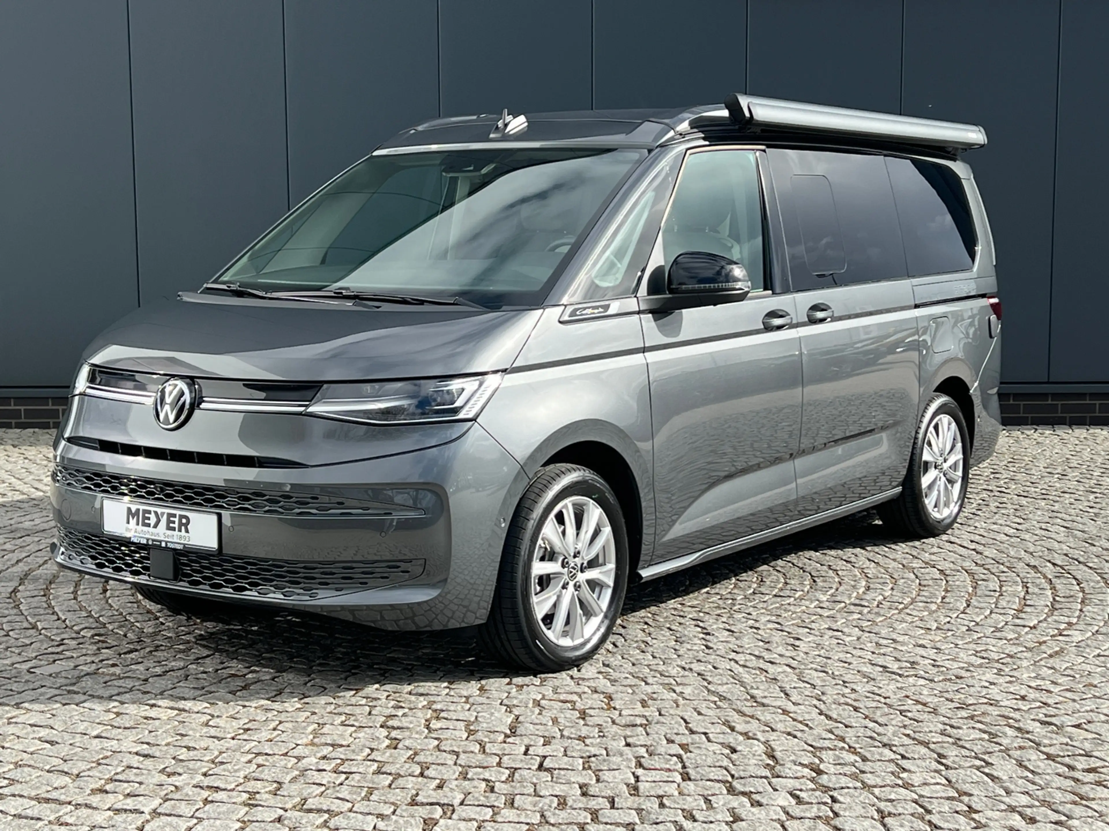 Volkswagen T7 California Ocean 2.0 TDI DSG *AHK, IQ.Light, Markise, 18" LM — photo 2