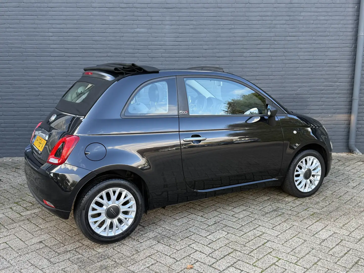 Fiat 500C 0.9 TwinAir Turbo Popstar 2019 Km 53.00 Navi,Airco Zwart - 2