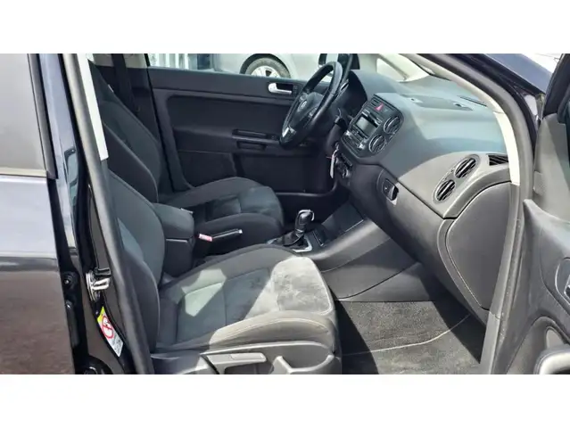Volkswagen Golf Plus view 9